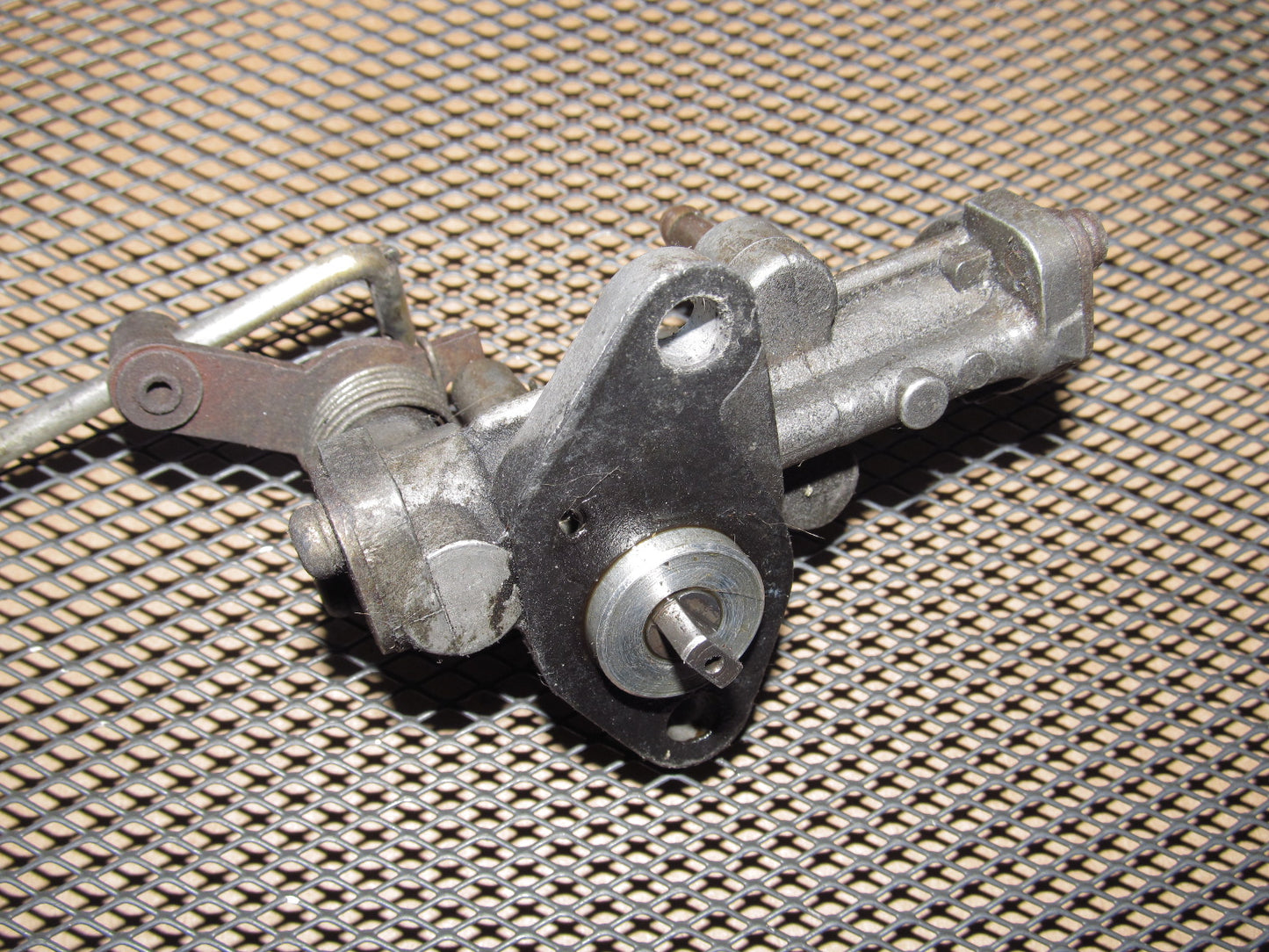 81 82 83 Mazda RX7 OEM 12A Carburetor Oil Injector Pump