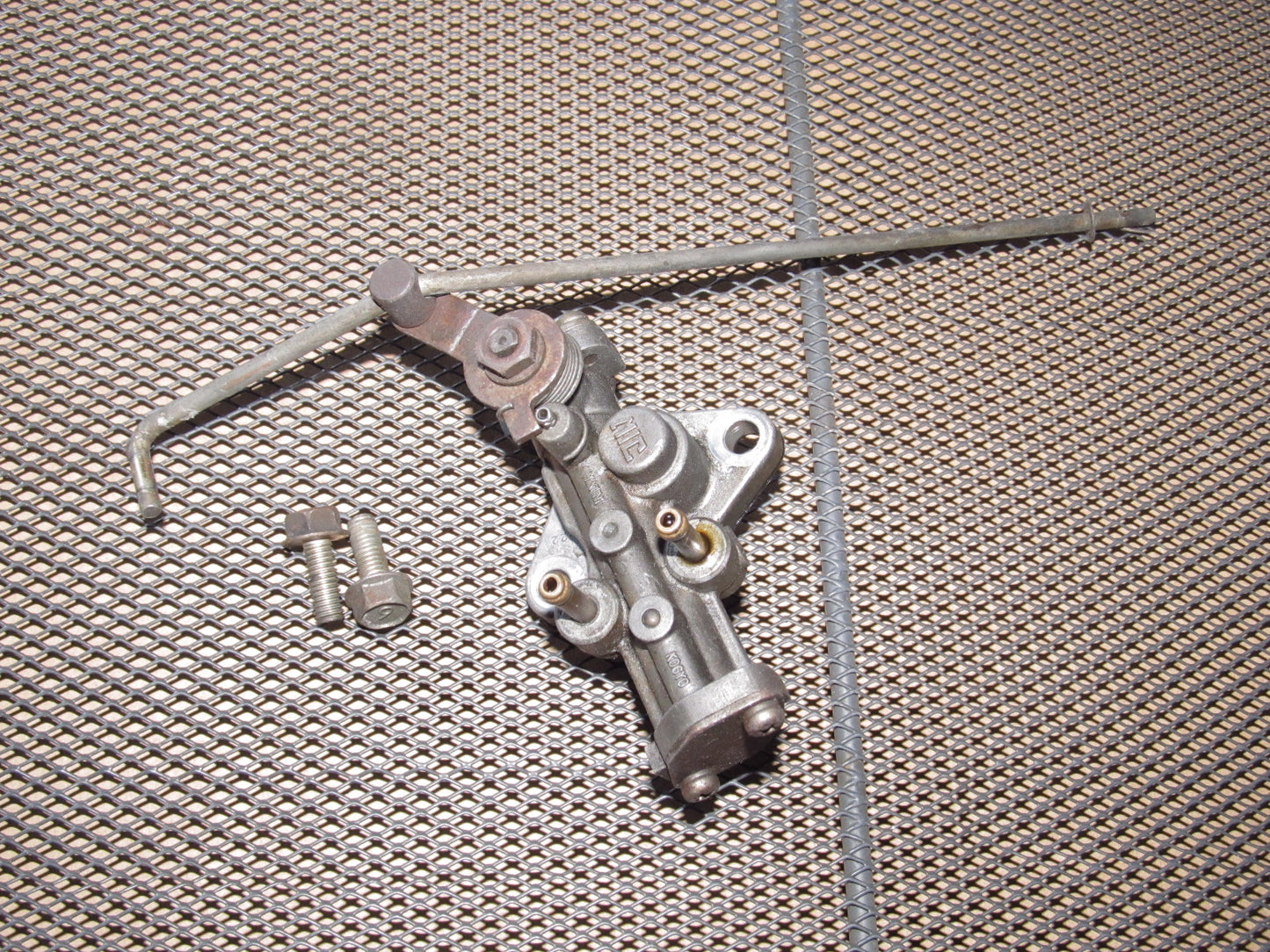 81 82 83 Mazda RX7 OEM 12A Carburetor Oil Injector Pump