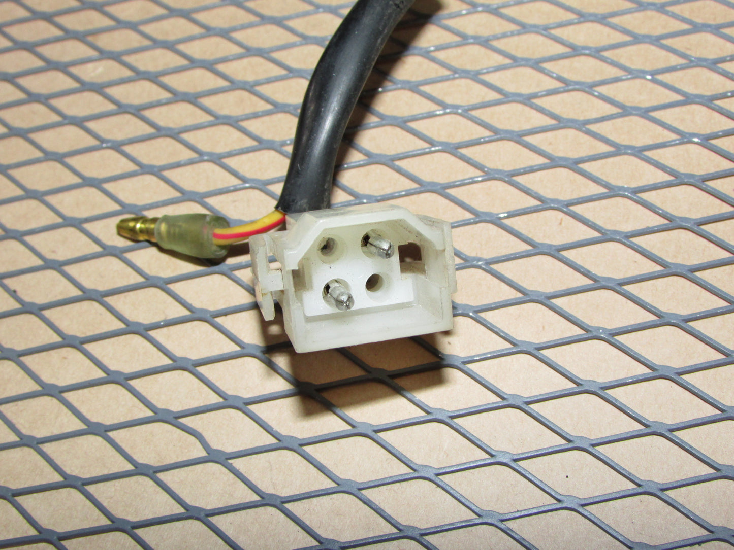 77 78 Datsun 280z OEM Seat Belt Timer Relay 28911-89913