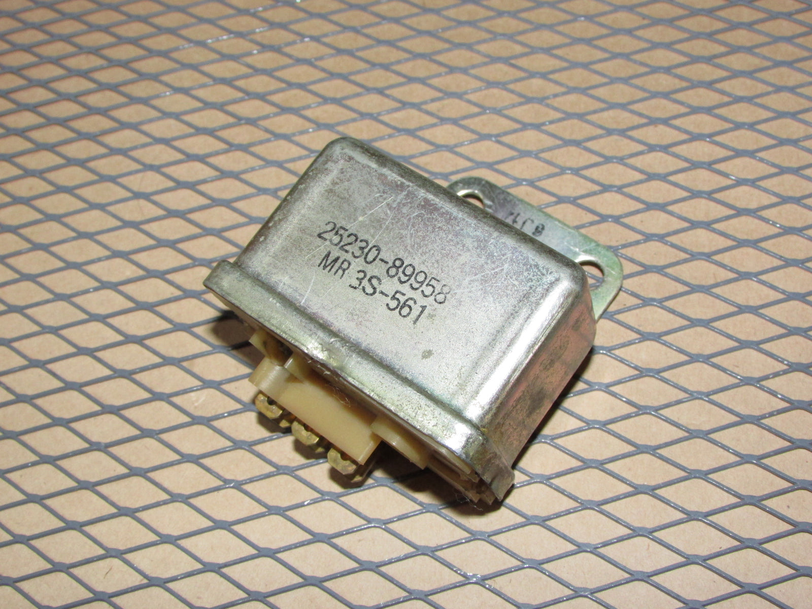 77 78 Datsun 280z OEM Ignition Relay 25230-89958