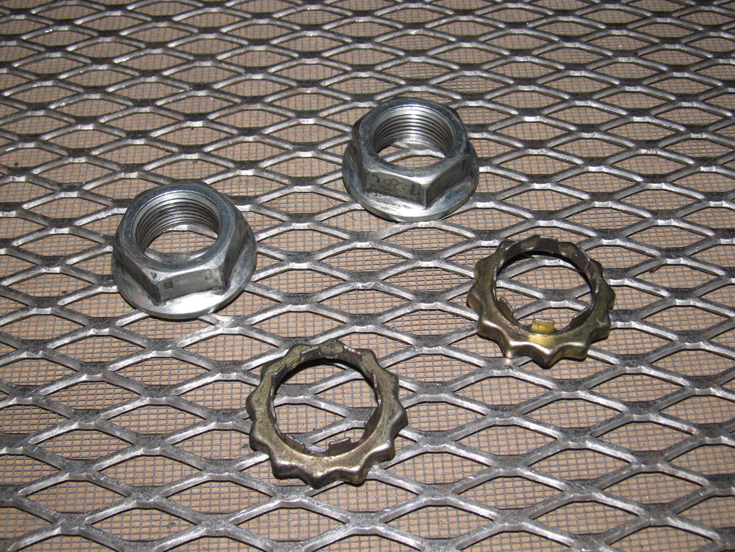 91 92 93 94 95 Toyota MR2 OEM Drive Axle Mounting Nut & Washer