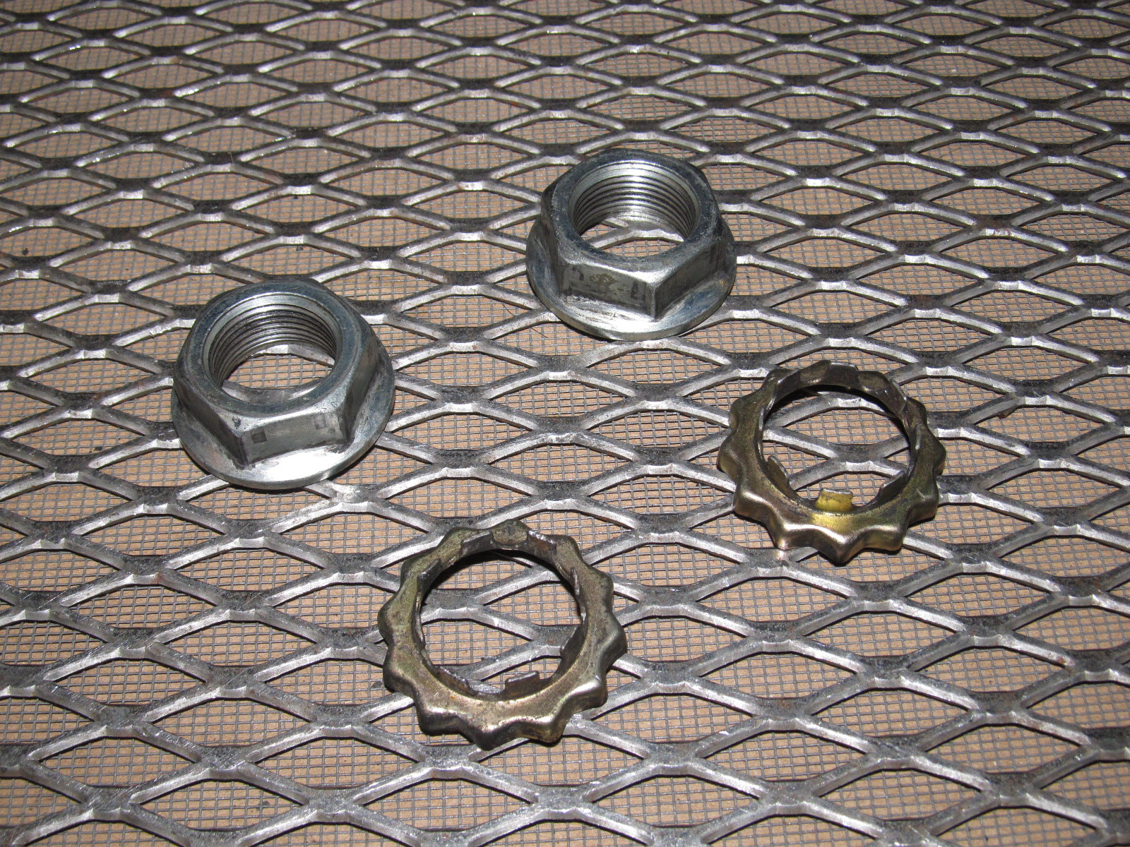 91 92 93 94 95 Toyota MR2 OEM Drive Axle Mounting Nut & Washer