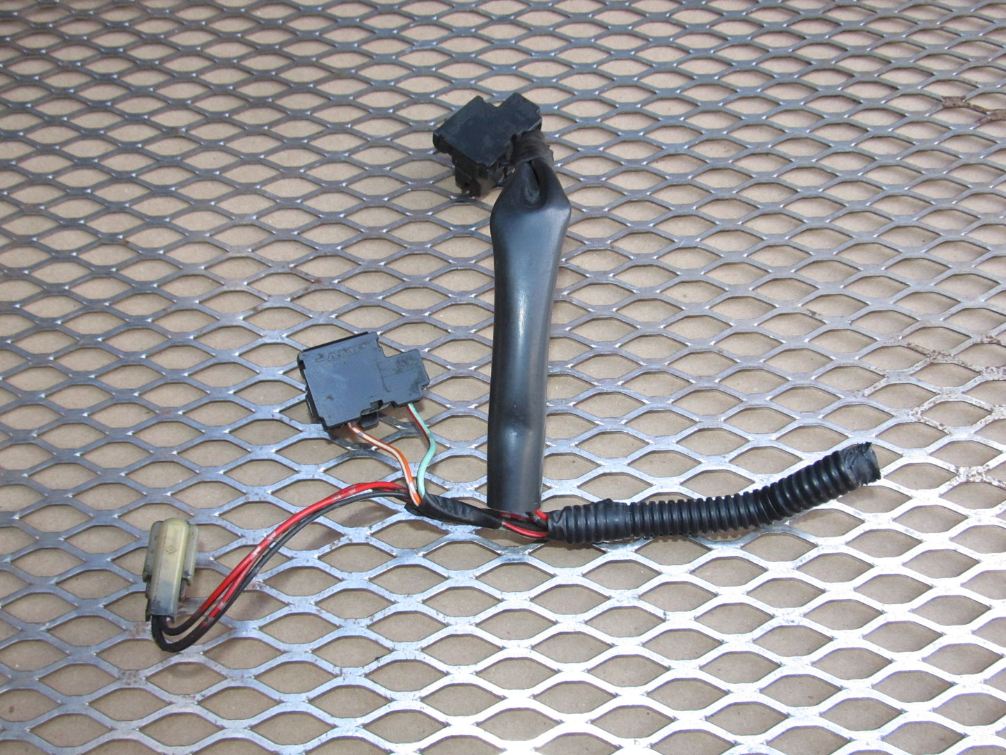 97 98 99 00 01 Honda Prelude OEM Headlight Pigtail Harness - Right