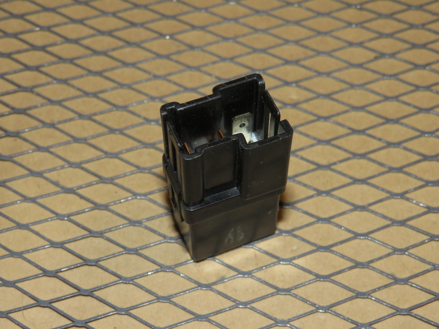 Mitsubishi Relay AW346466 / MA156700-0990