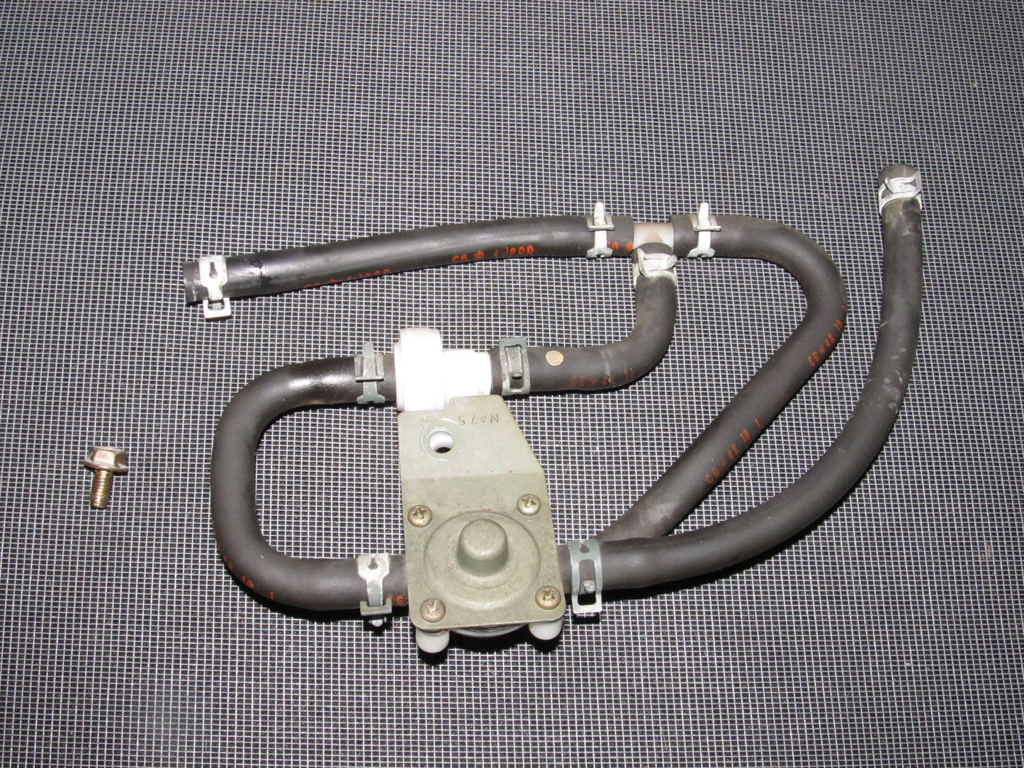 94 95 96 97 Mazda Miata OEM Gas Tank Fuel Evap Purge Valve Hose
