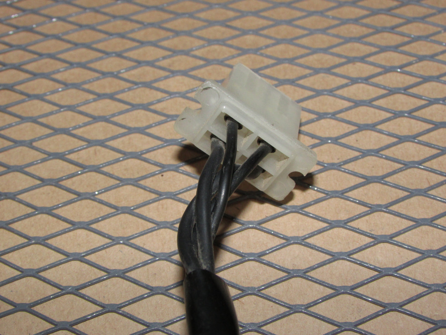 77 78 Datsun 280z OEM Defogger Defroster Relay 25230 N3000