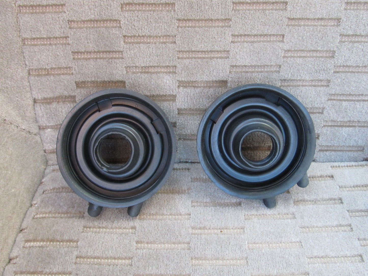 97 98 99 00 01 Honda Prelude OEM Headlight Bulb Protector Rubber Boot  Cover