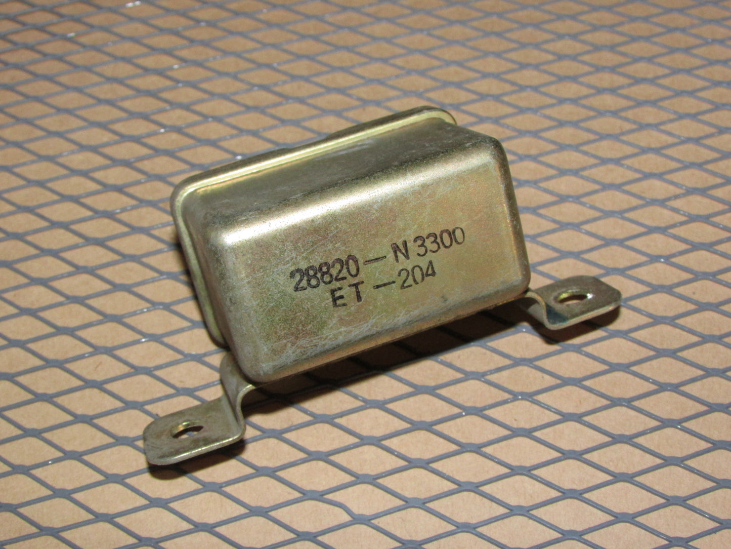77 78 Datsun 280z OEM Intermittent Wiper Amp Relay 28820-N3300