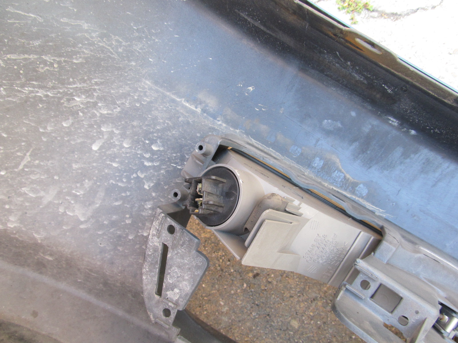 97 98 99 00 01 Honda Prelude OEM Front Signal Light Bulb Socket