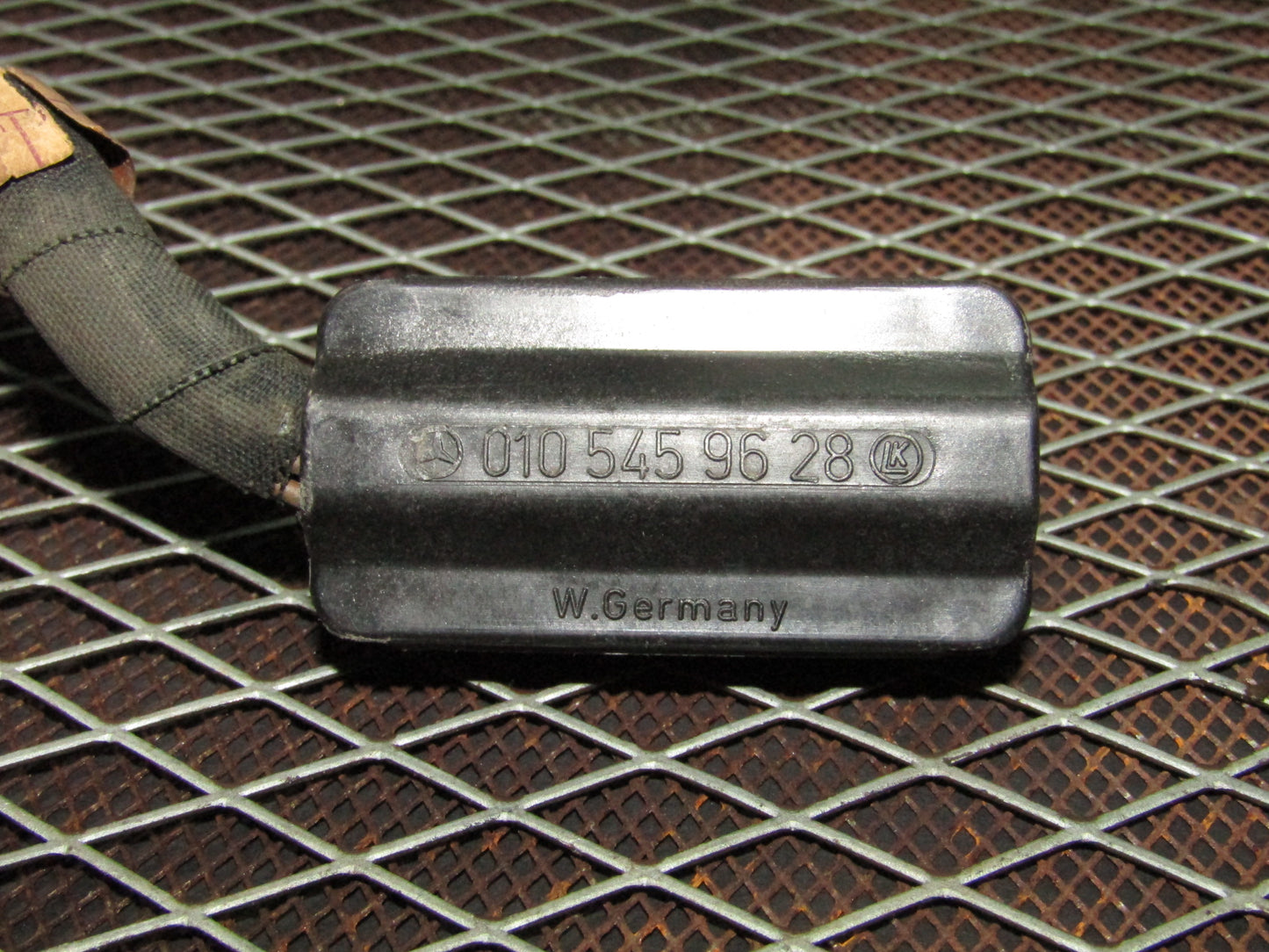 86-93 Mercedes Benz 300E OEM Cruise Control Computer Module Pigtail Harness