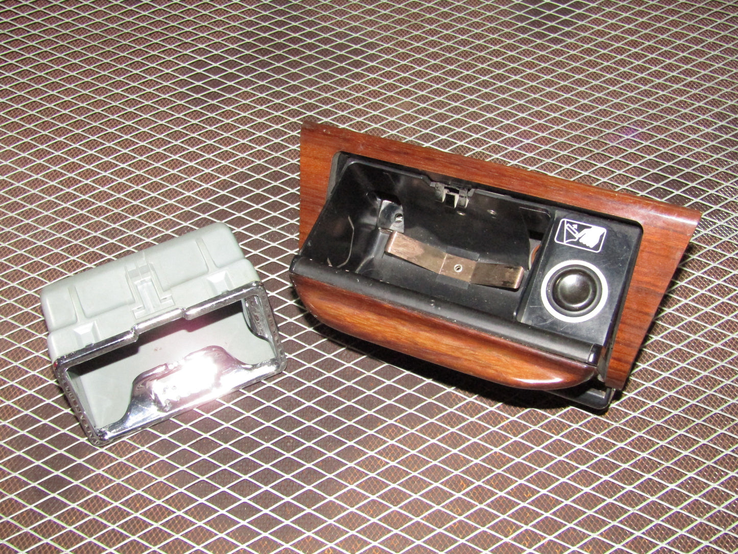 86-93 Mercedes Benz 300E OEM Dash Ash Tray