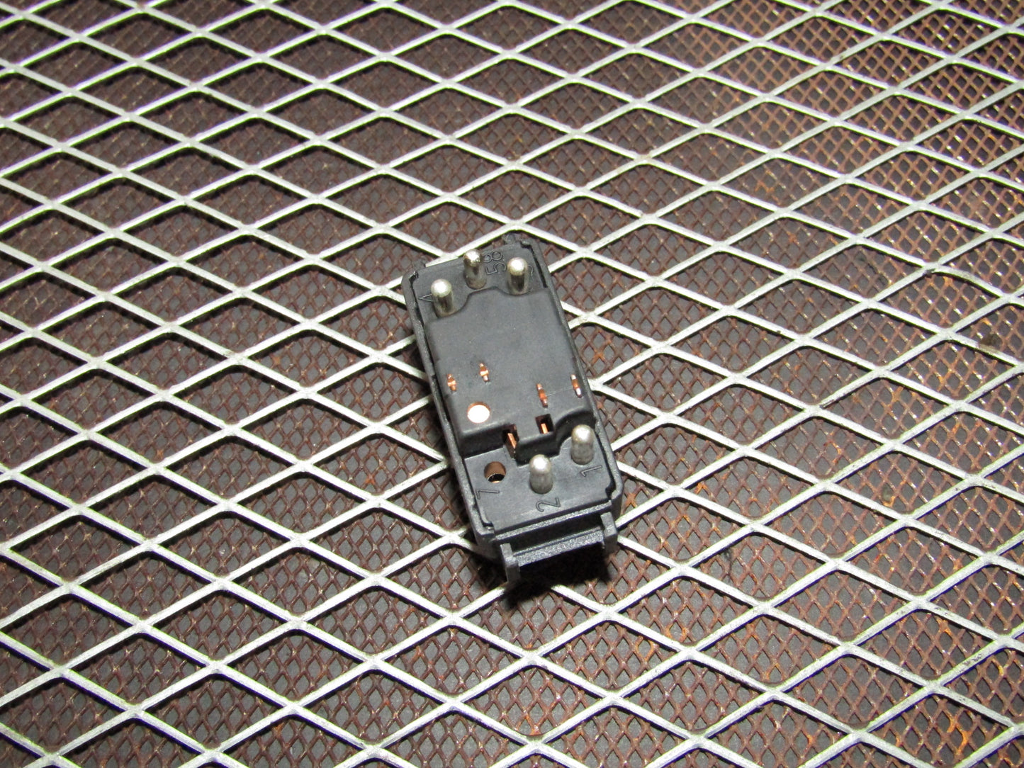 86-93 Mercedes Benz 300E OEM Front Window Switch - Left