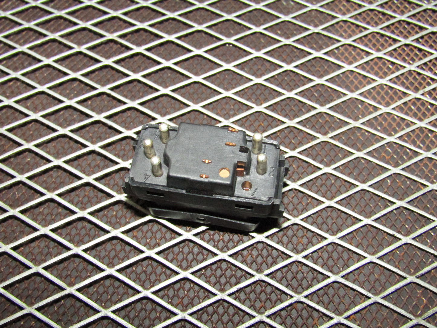 86-93 Mercedes Benz 300E OEM Front Window Switch - Right