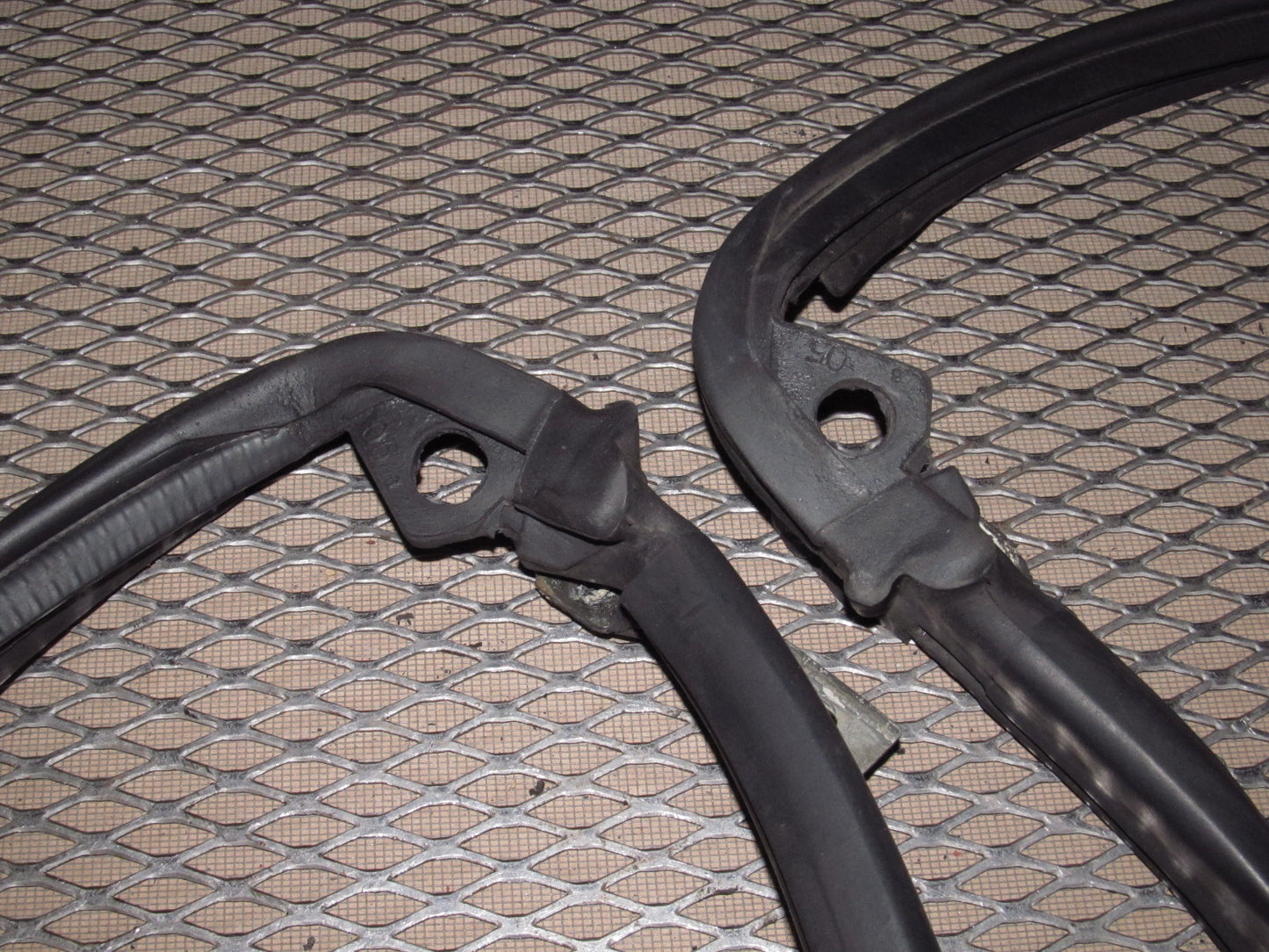 87 88 89 Nissan 300zx OEM Interior T-Top T Roof Top Weather Stripping