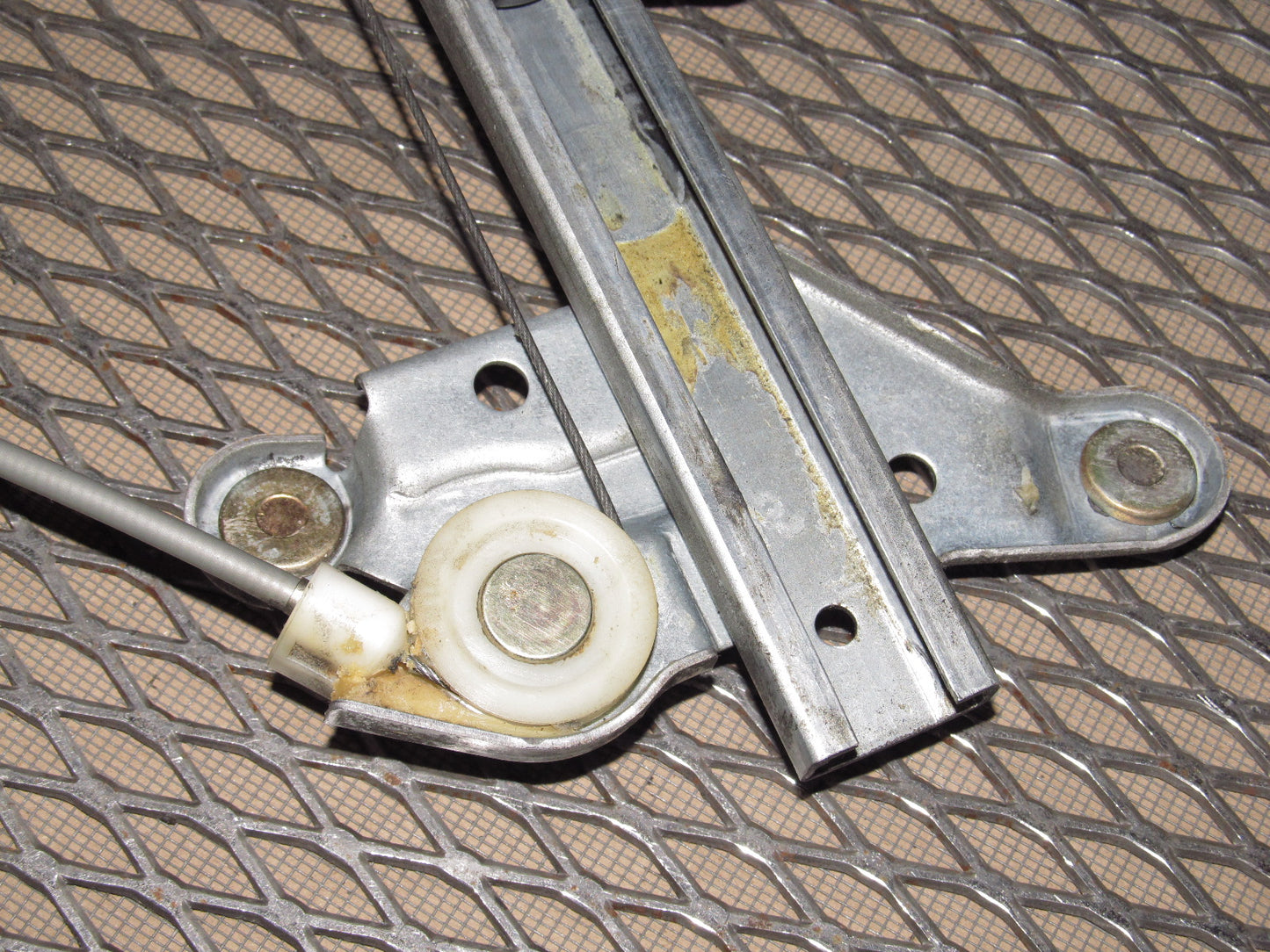 94 95 96 97 Mazda Miata OEM Window Motor & Regulator - Right