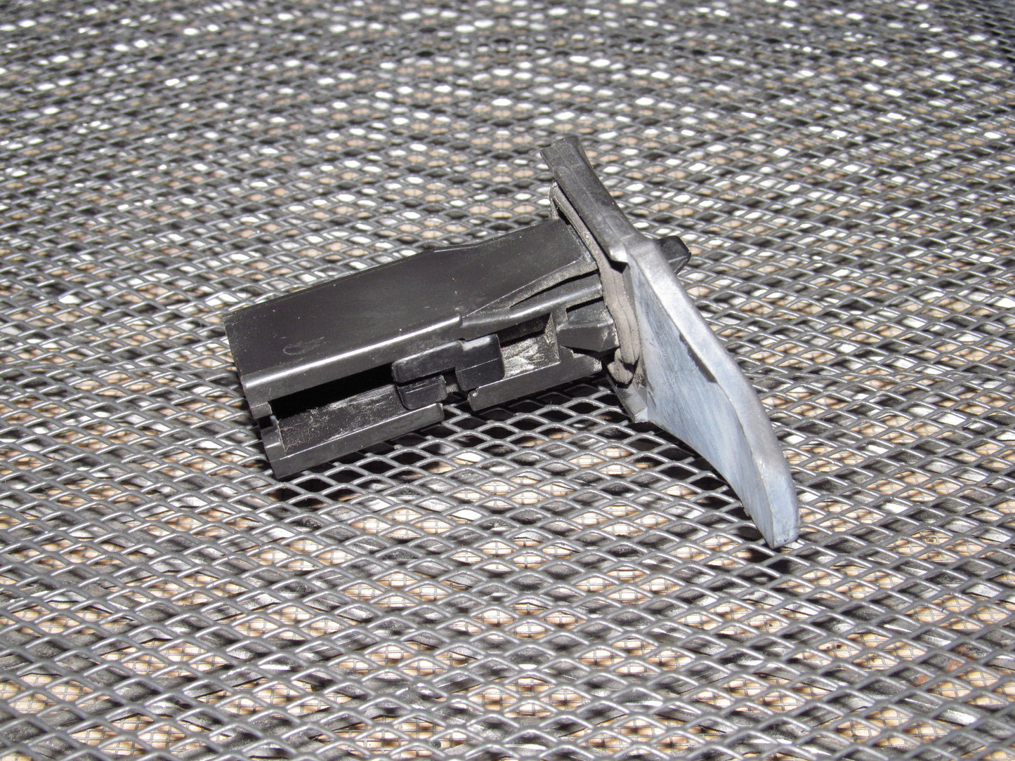 97 98 99 Mitsubishi Eclipse OEM Gas Door Lock