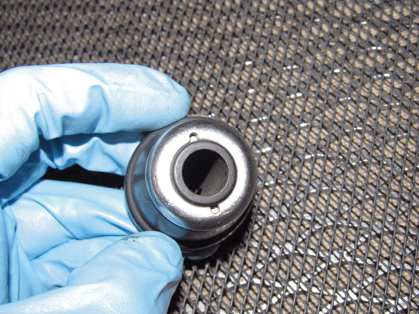 94 95 96 97 Mazda Miata OEM Power Antenna Lock Nut Grommet