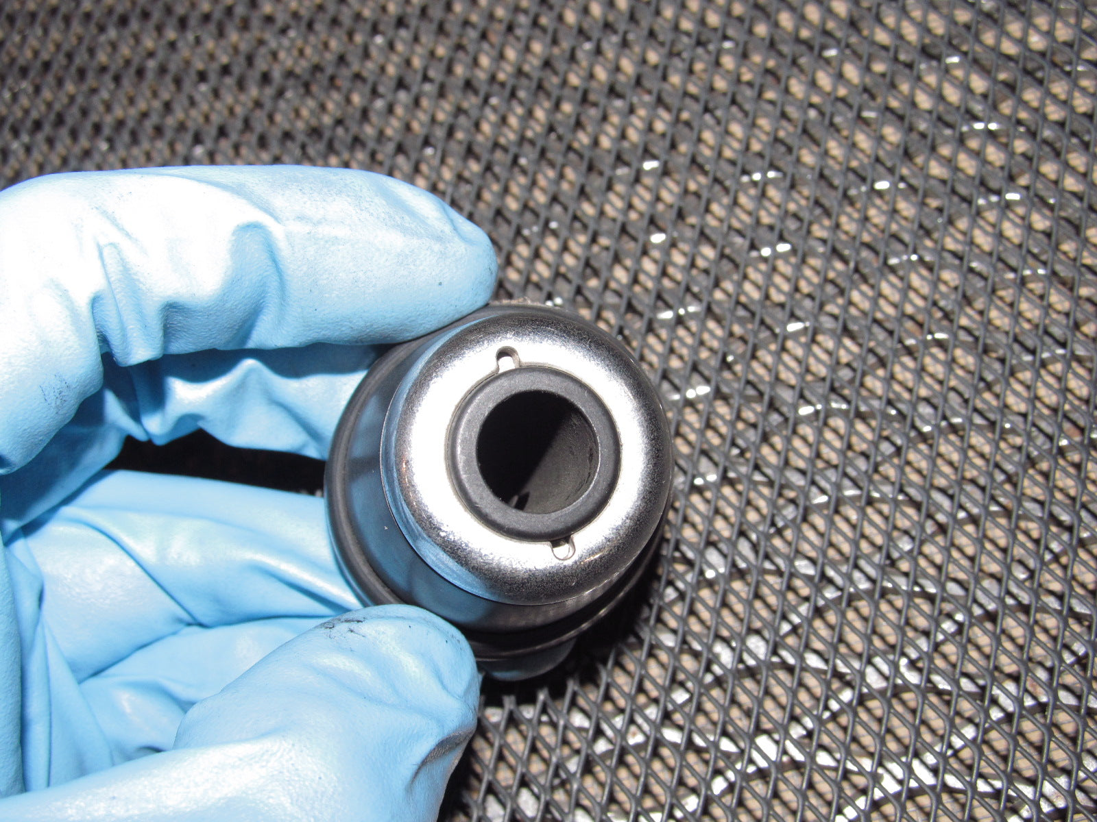 94 95 96 97 Mazda Miata OEM Power Antenna Lock Nut Grommet