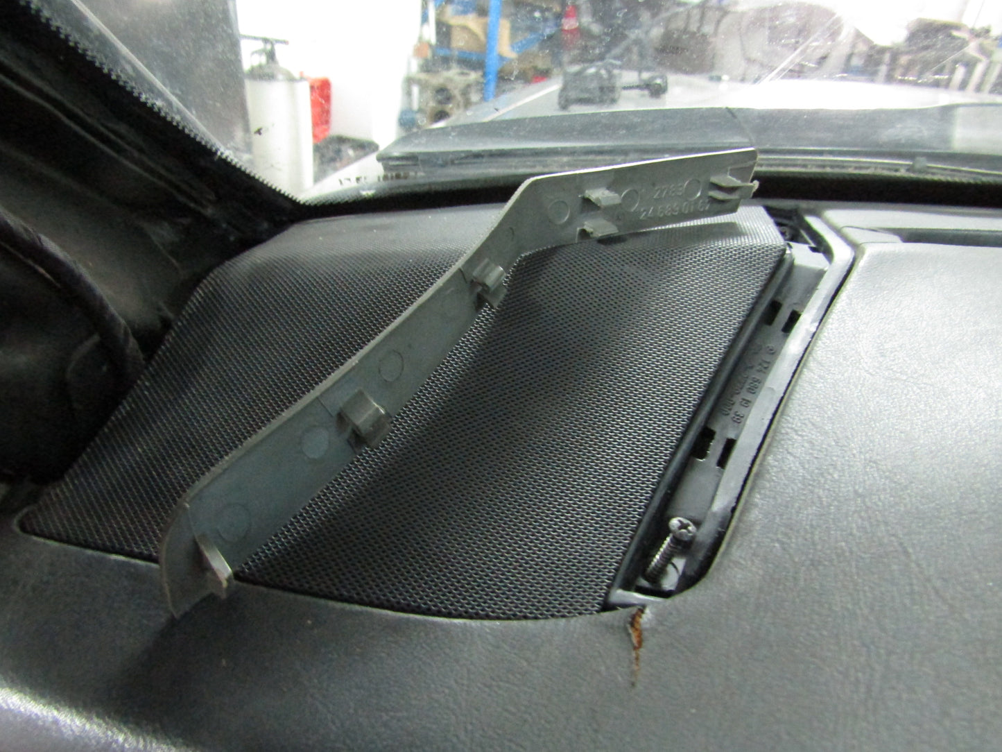 86-93 Mercedes Benz 300E OEM Front Dash Speaker Grille Cover - Left