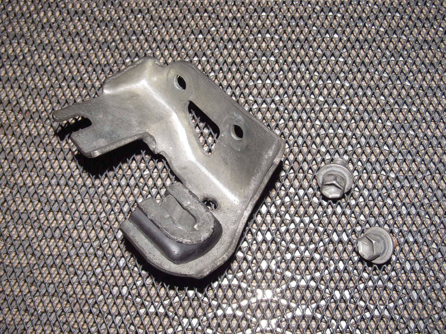 91 92 93 94 95 Toyota MR2 OEM Engine Throttle Cable Holder Bracket - 5SFE