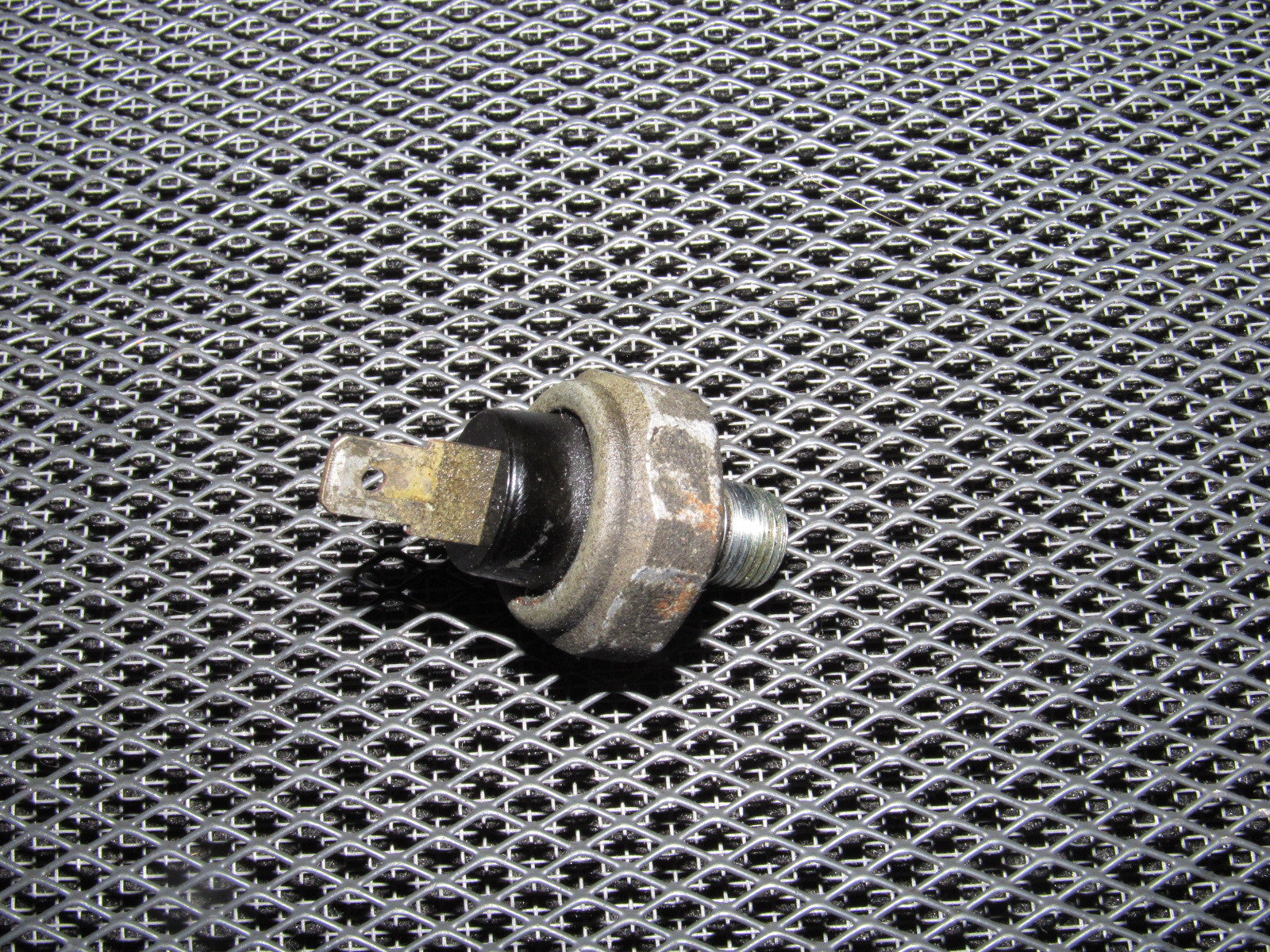 94 95 96 97 Mazda Miata OEM Engine Oil Pressure Switch
