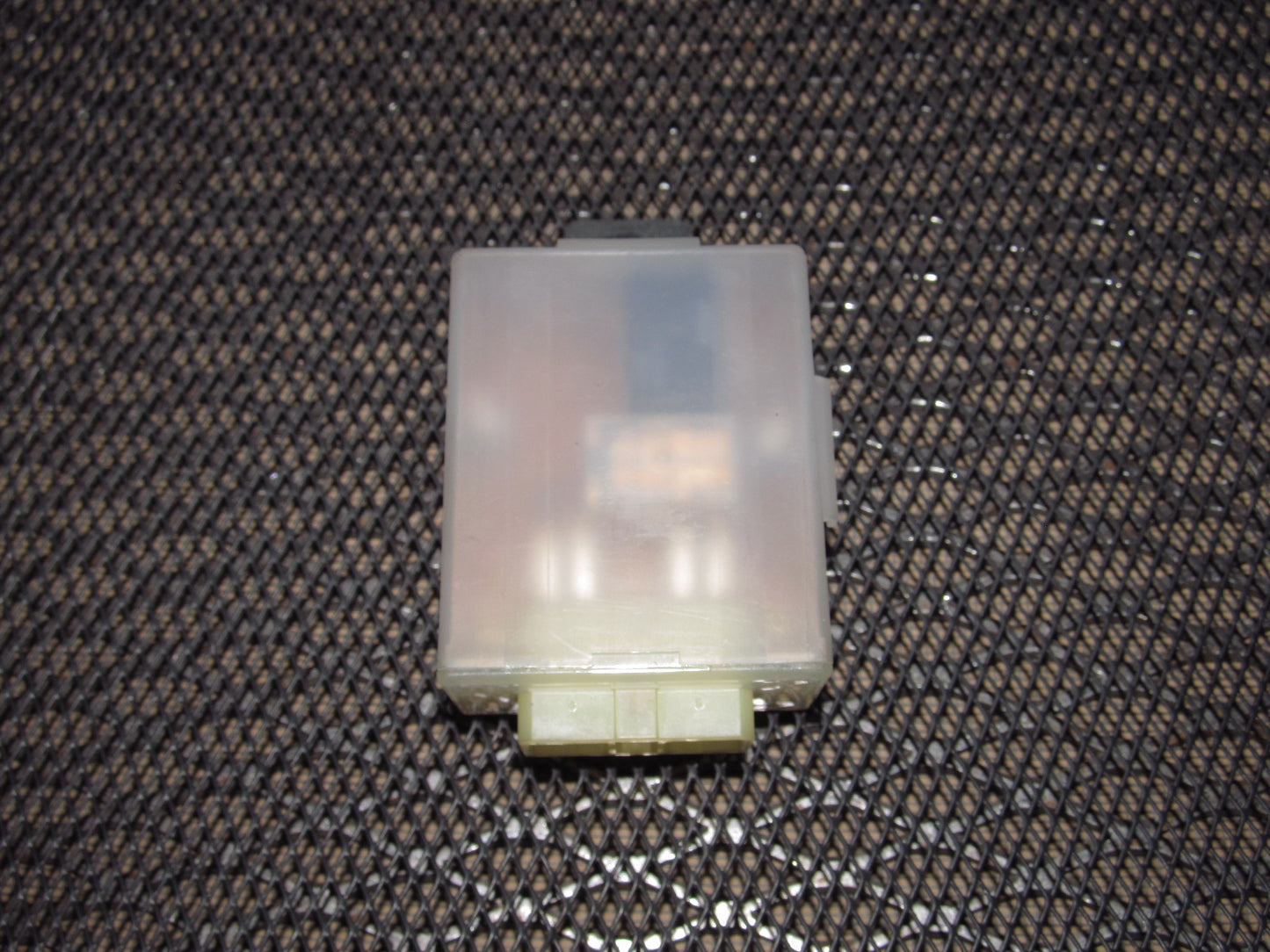 94 95 96 97 Mazda Miata OEM Power Antenna Module