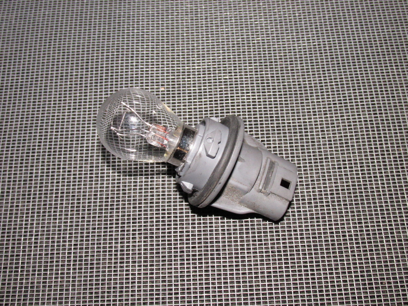 96 97 98 99 00 Honda Civic OEM Front Turn Signal Bulb Socket