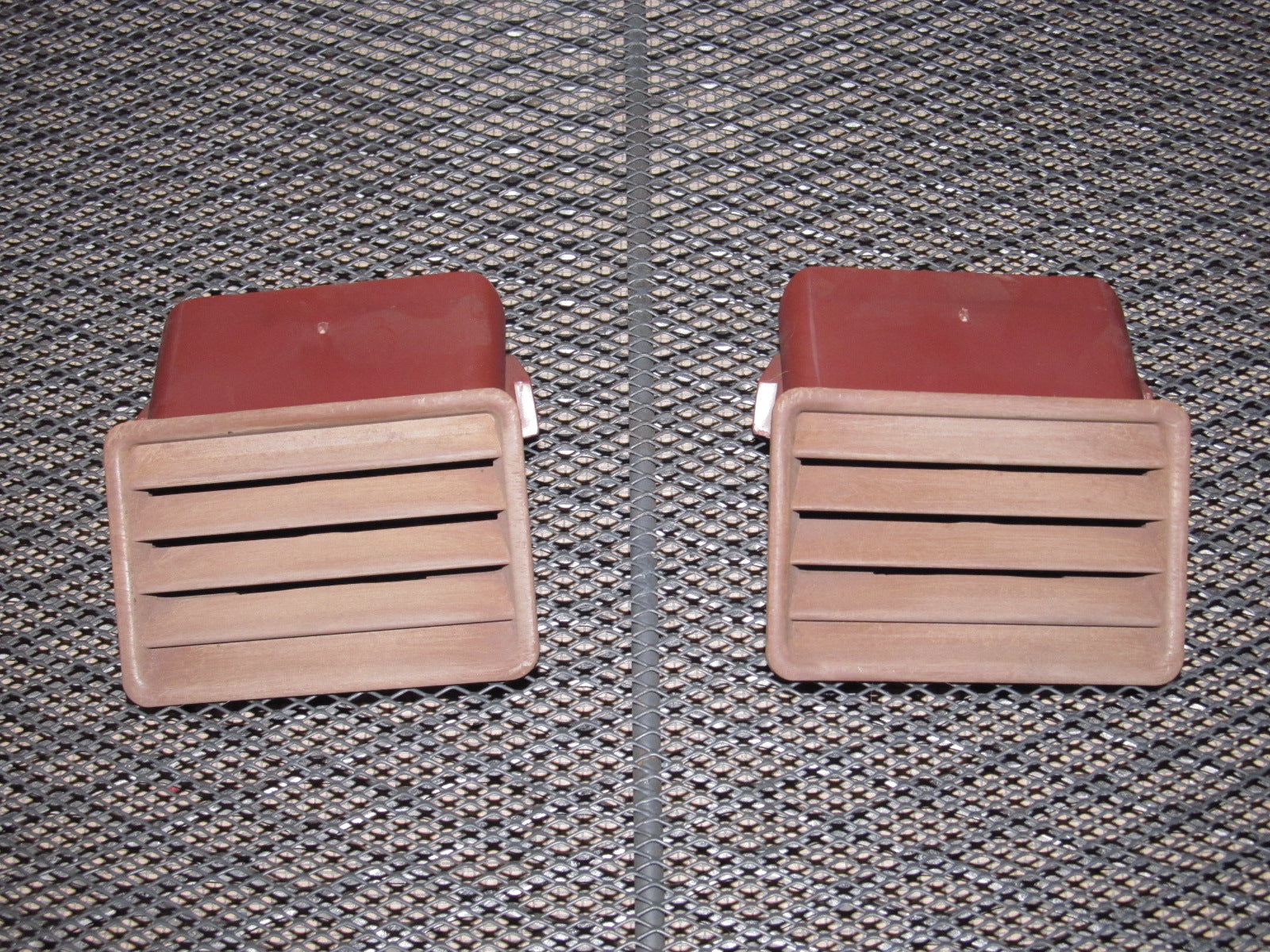 79 80 Datsun 280zx OEM Dash Top Center Vent
