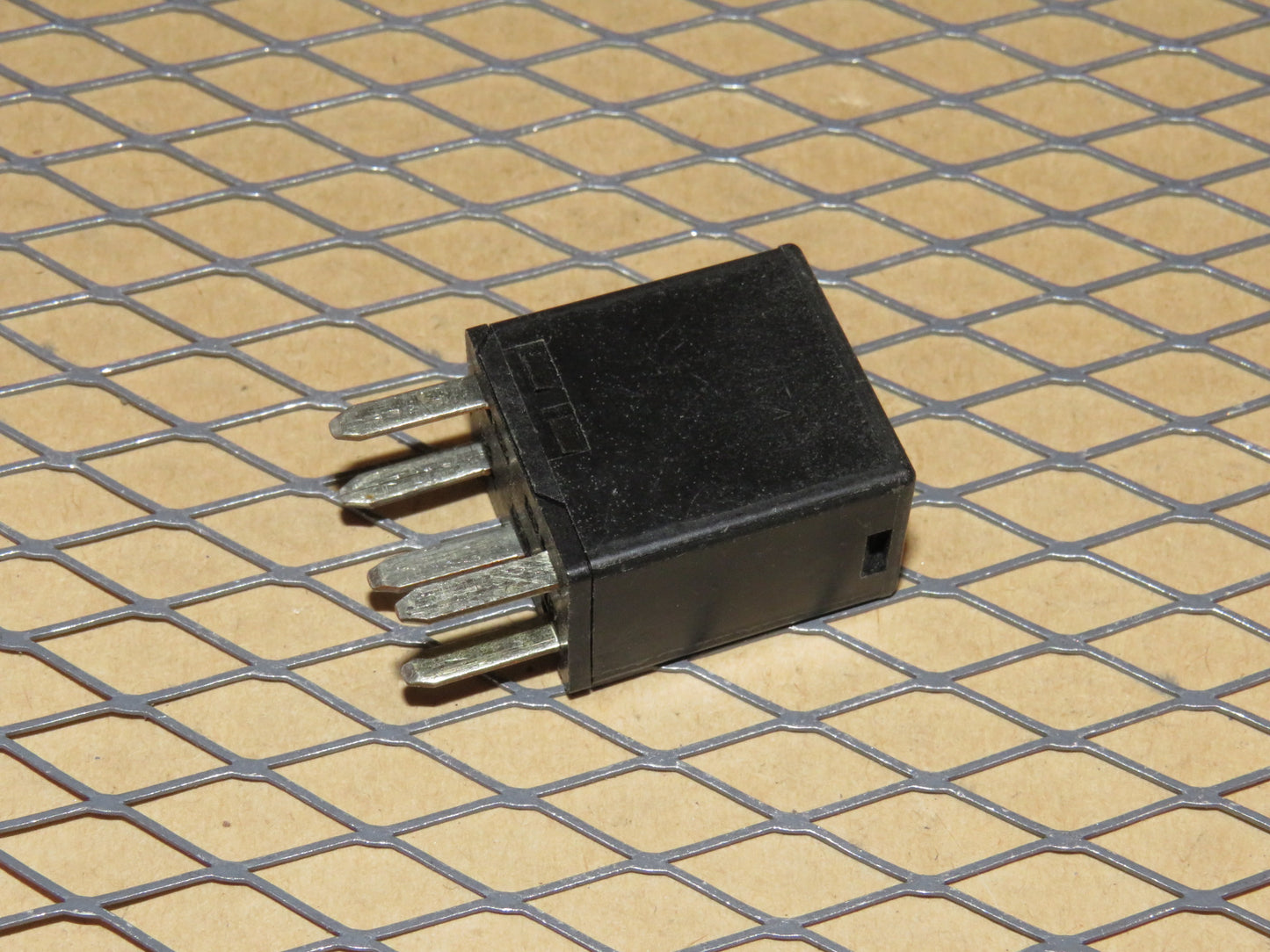 Dodge Relay 56049018AB / 72472V