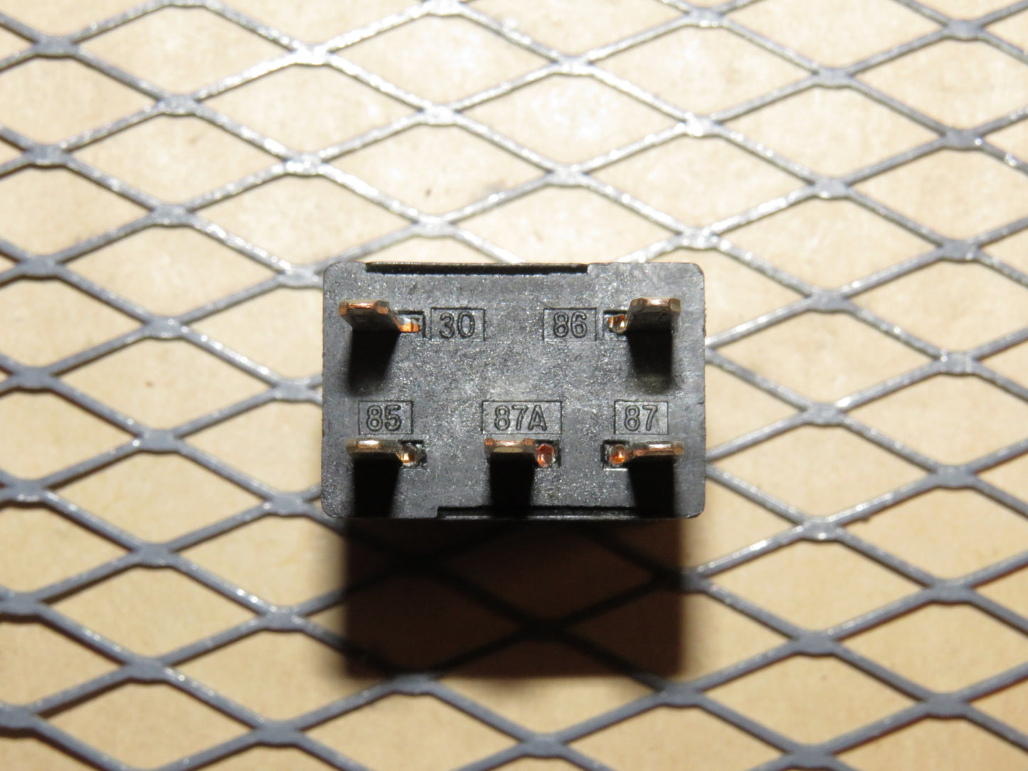 Dodge Relay 56049018AB / 72472V