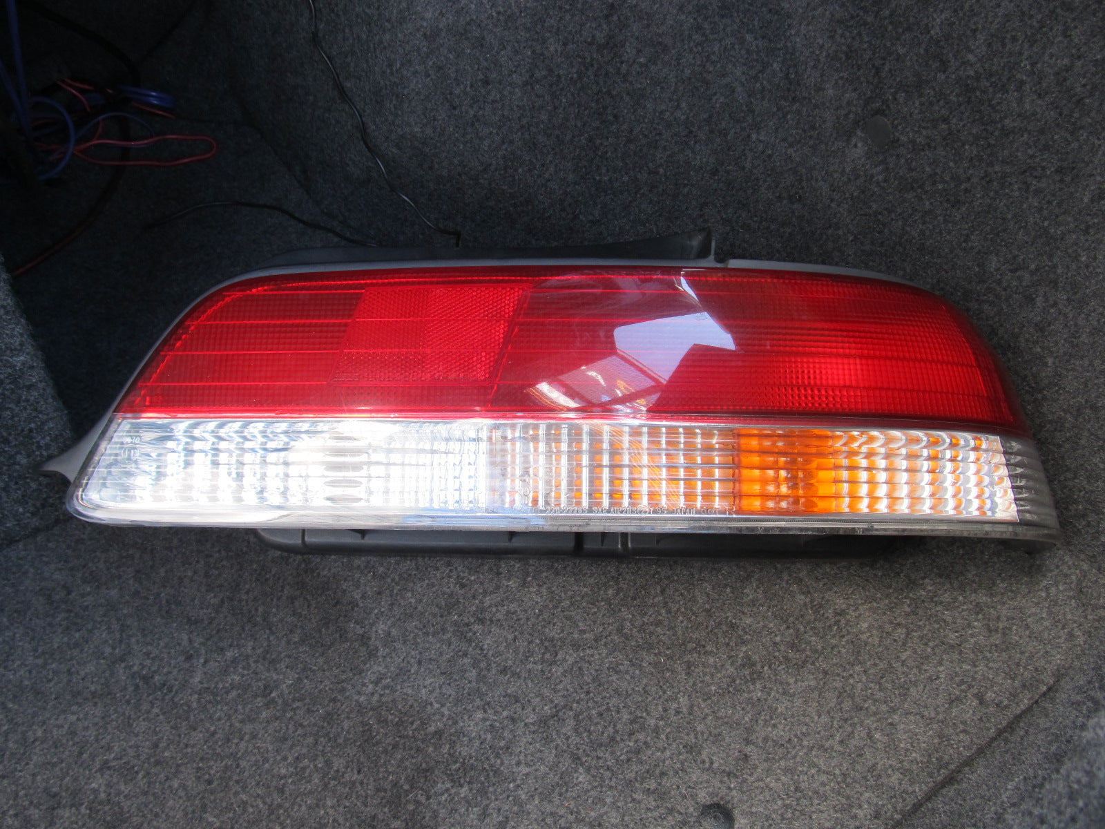 97 98 99 00 01 Honda Prelude OEM Tail Light - Right – Autopartone.com
