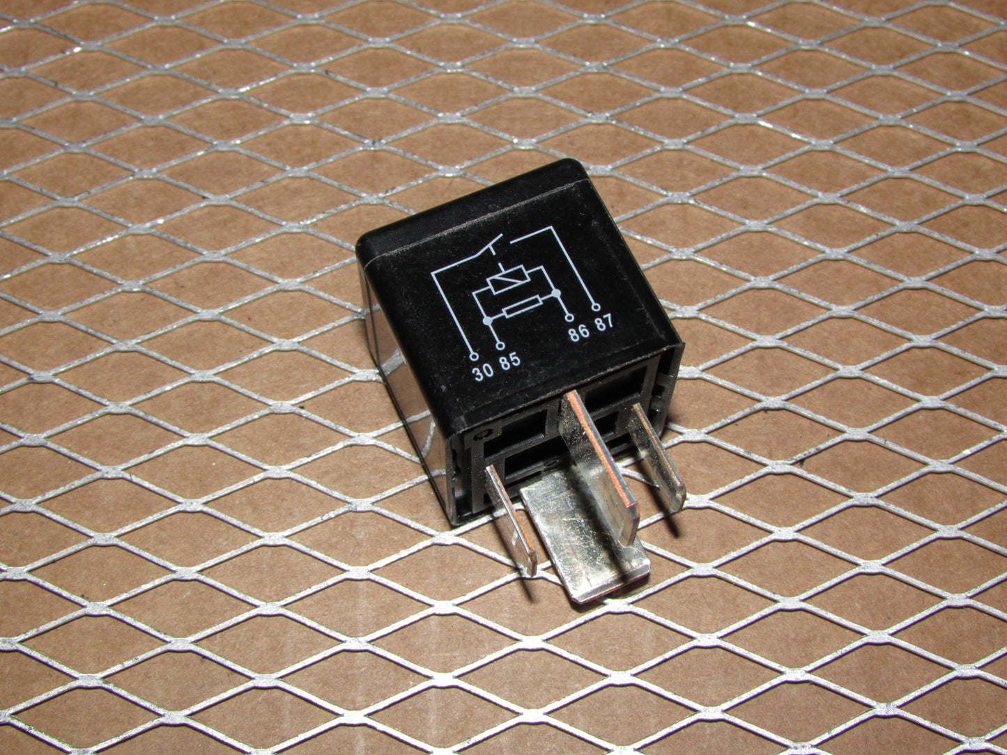Mazda Relay V23134-J59-X431