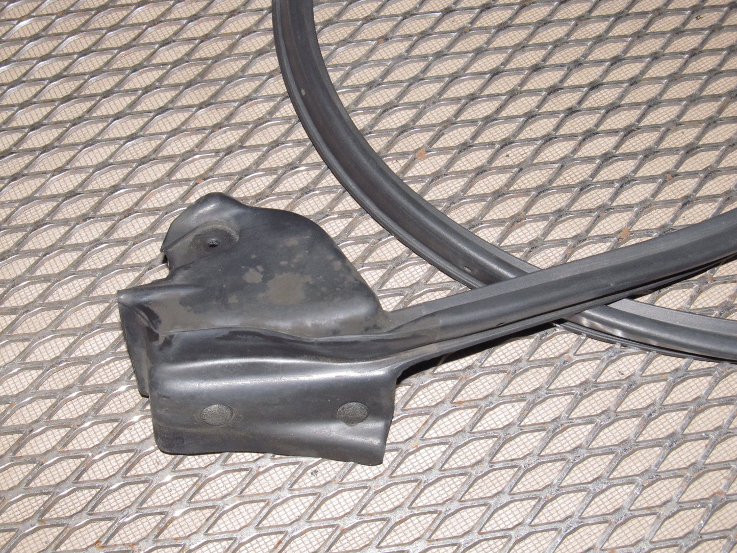 94 95 96 97 Mazda Miata OEM Door Weather Stripping Rubber Seal - Right