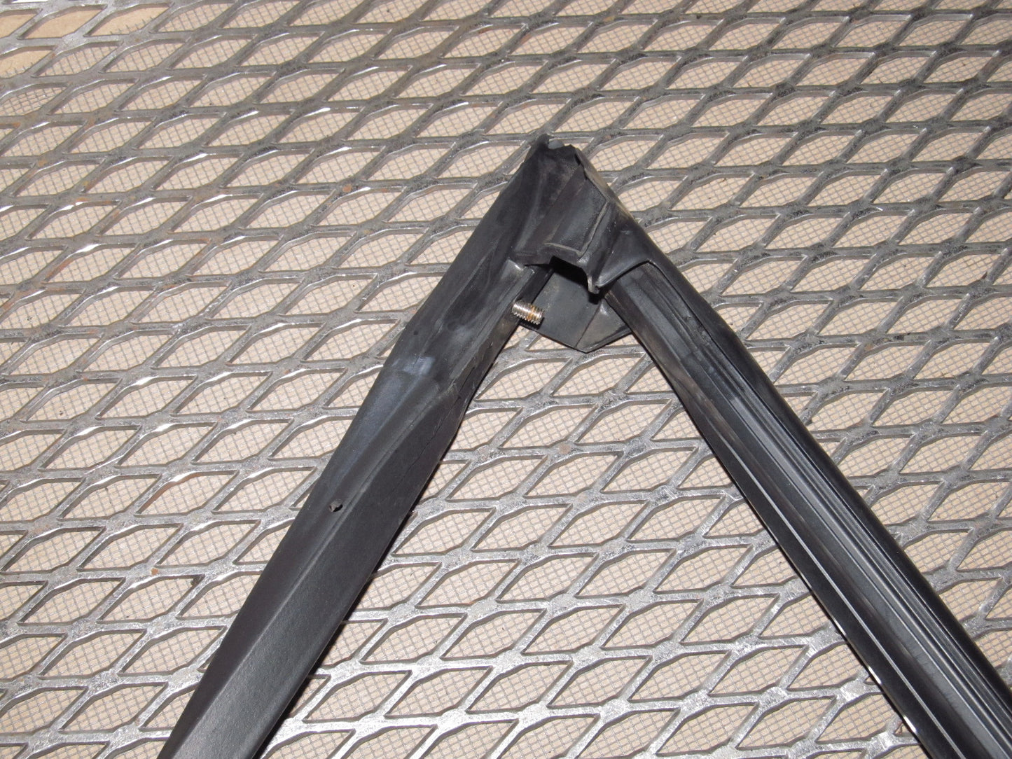 94 95 96 97 Mazda Miata OEM Door Weather Stripping Rubber Seal - Right