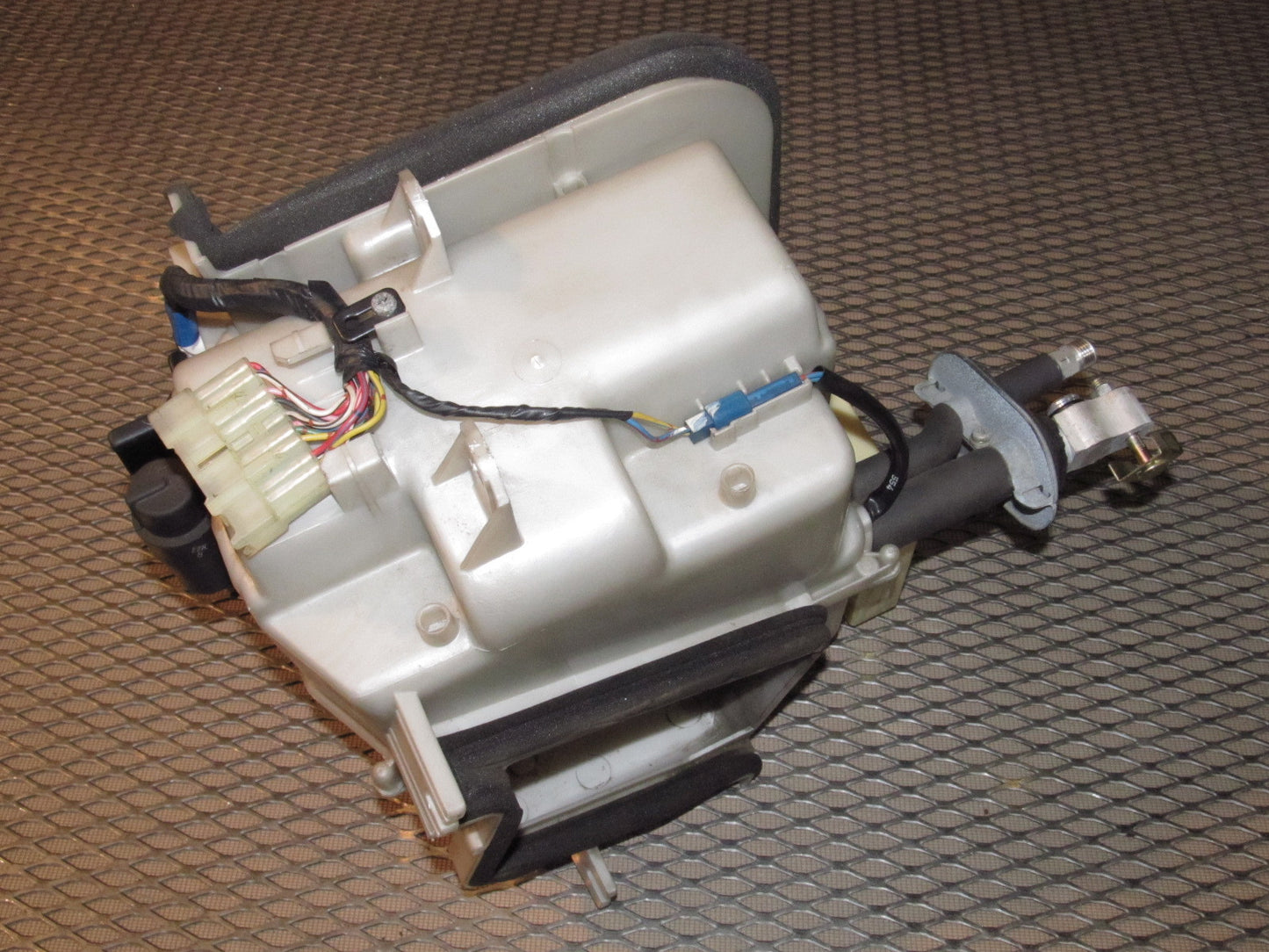 91 92 93 94 95 Toyota MR2 OEM A/C Evaporator Core Assembly