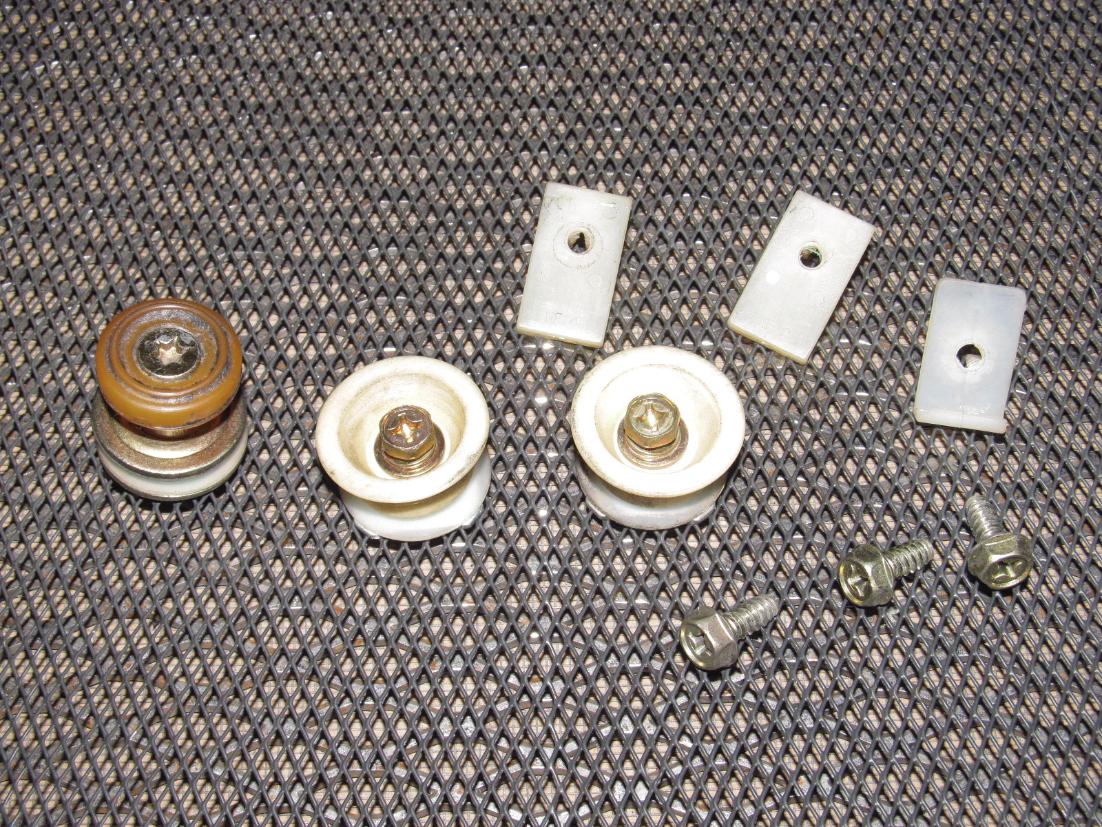94 95 96 97 Mazda Miata OEM Window Roller - Right Set