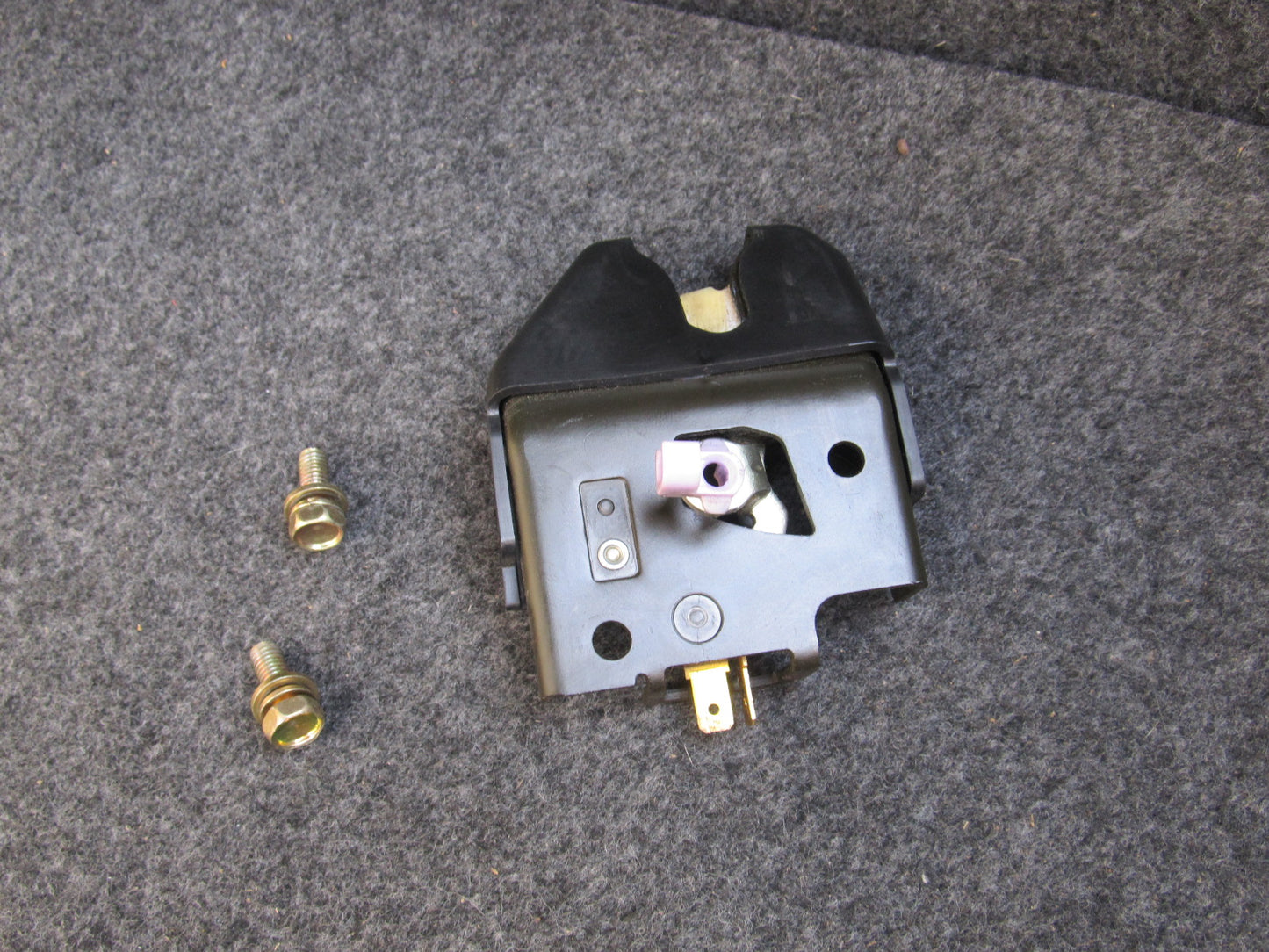 97 98 99 00 01 Honda Prelude OEM Trunk Latch