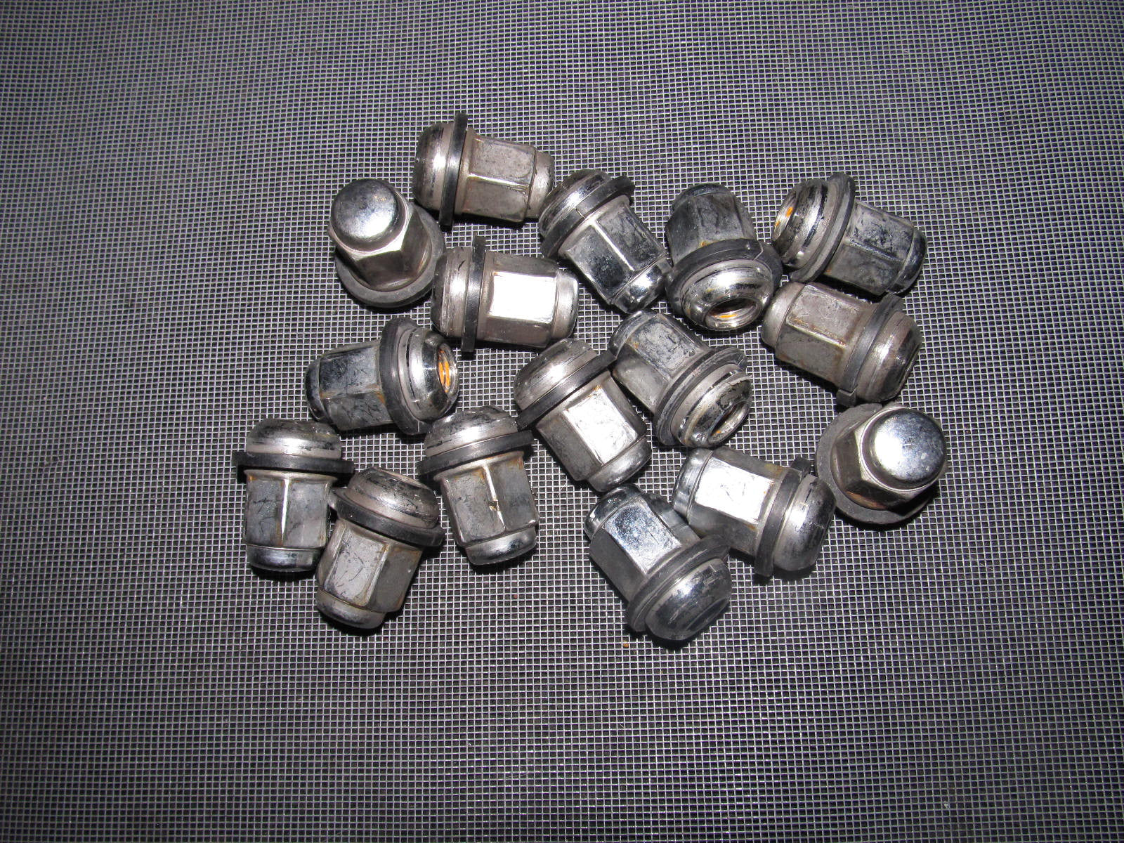 94-01 Acura Integra OEM Wheel Lugs Set - 16 pieces
