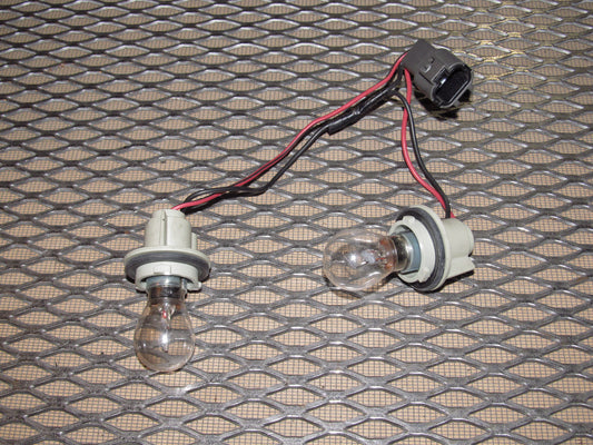 90-96 Nissan 300zx OEM Front Signal Light Bulb Socket - Right