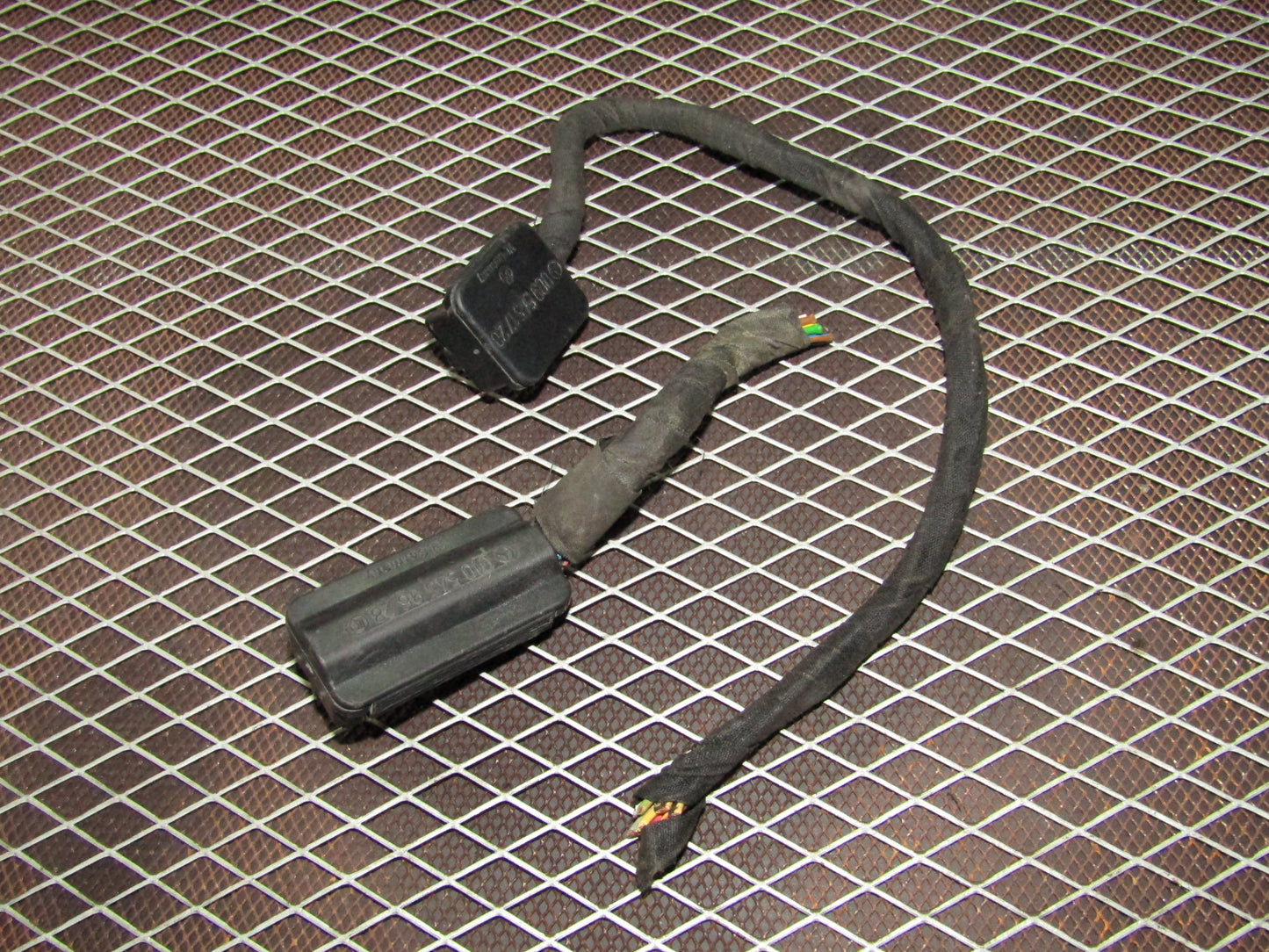 86-93 Mercedes Benz 300E OEM Radio Anti Theft Computer Module Pigtail Harness