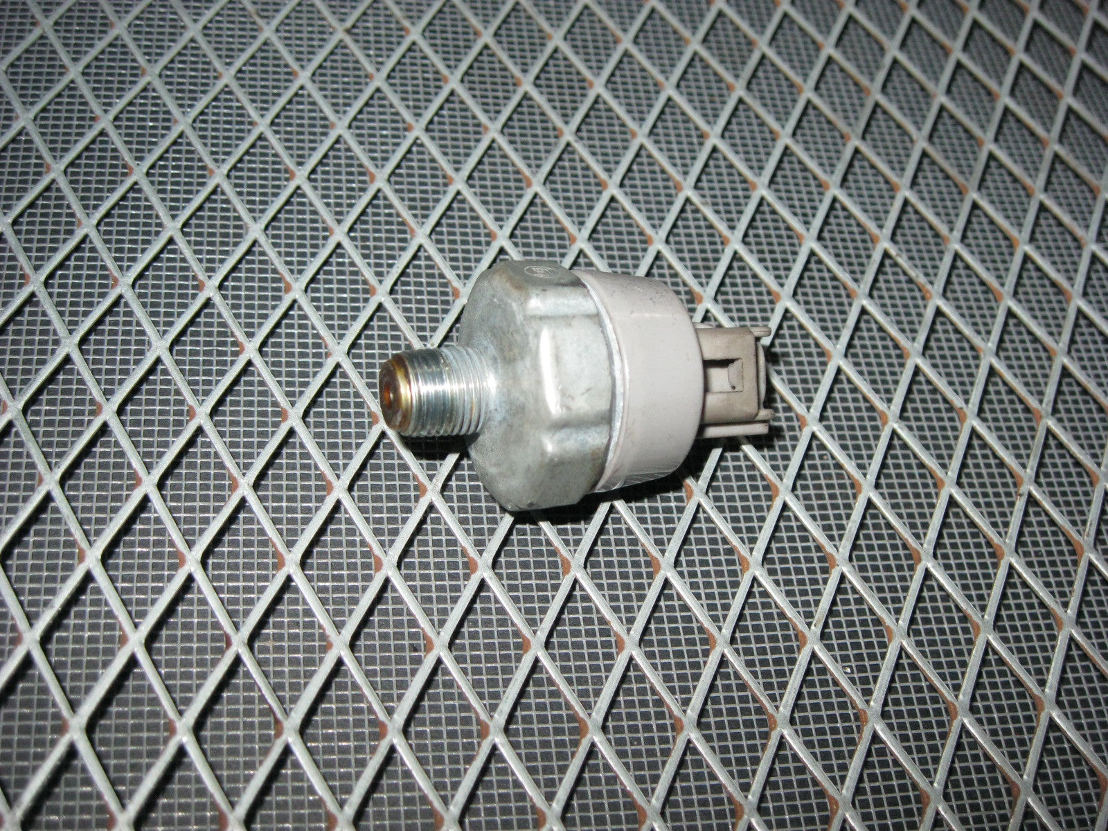 JDM Toyota 1MZ-FE 3.0L V6 None VVTi Engine Oil Pressure Switch