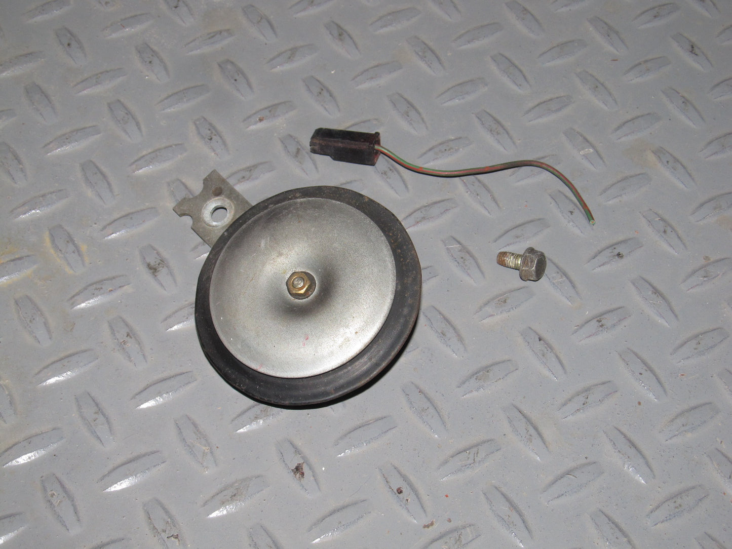 90 91 92 93 Mazda Miata OEM Exterior Horn