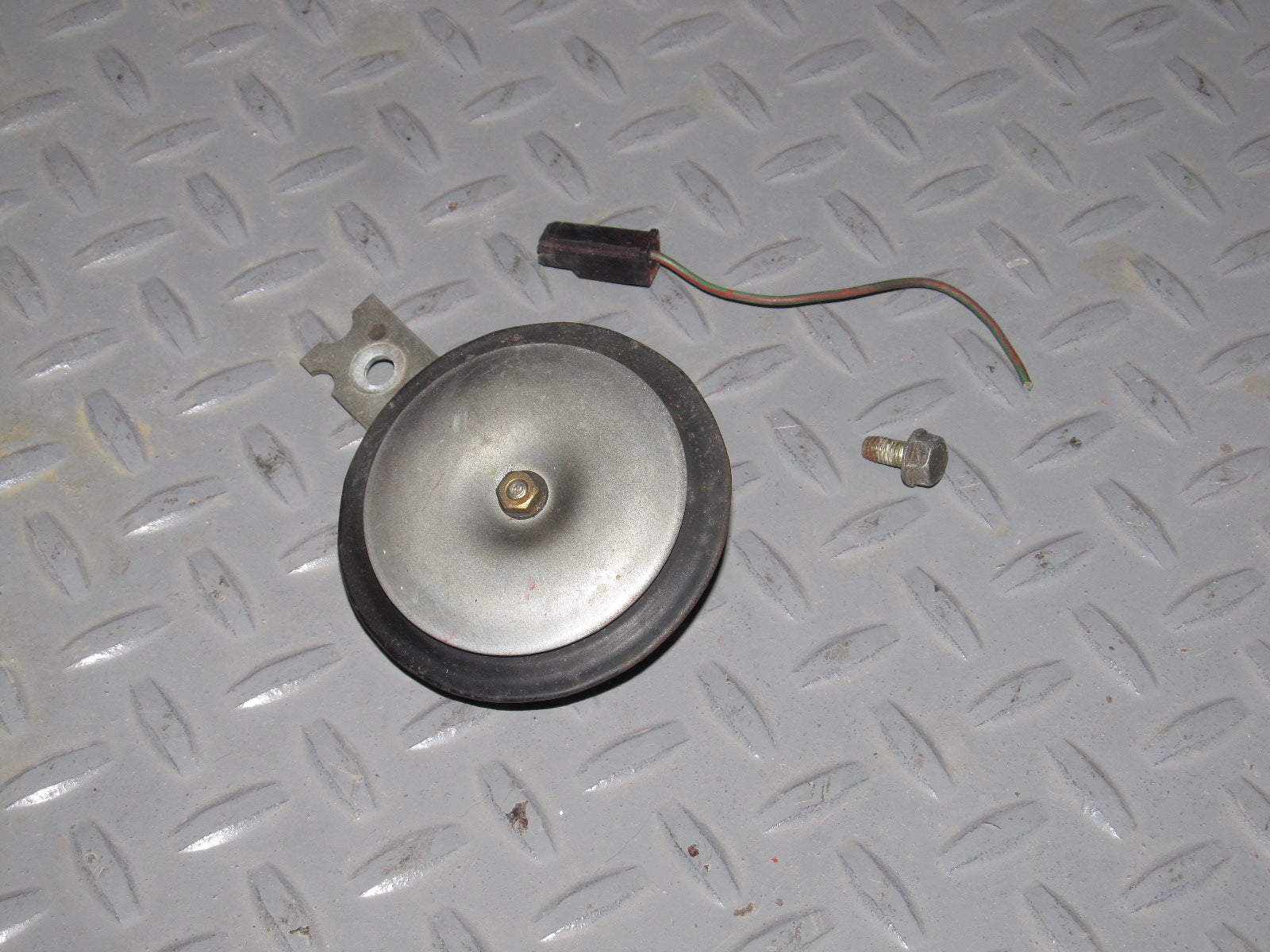 90 91 92 93 Mazda Miata OEM Exterior Horn