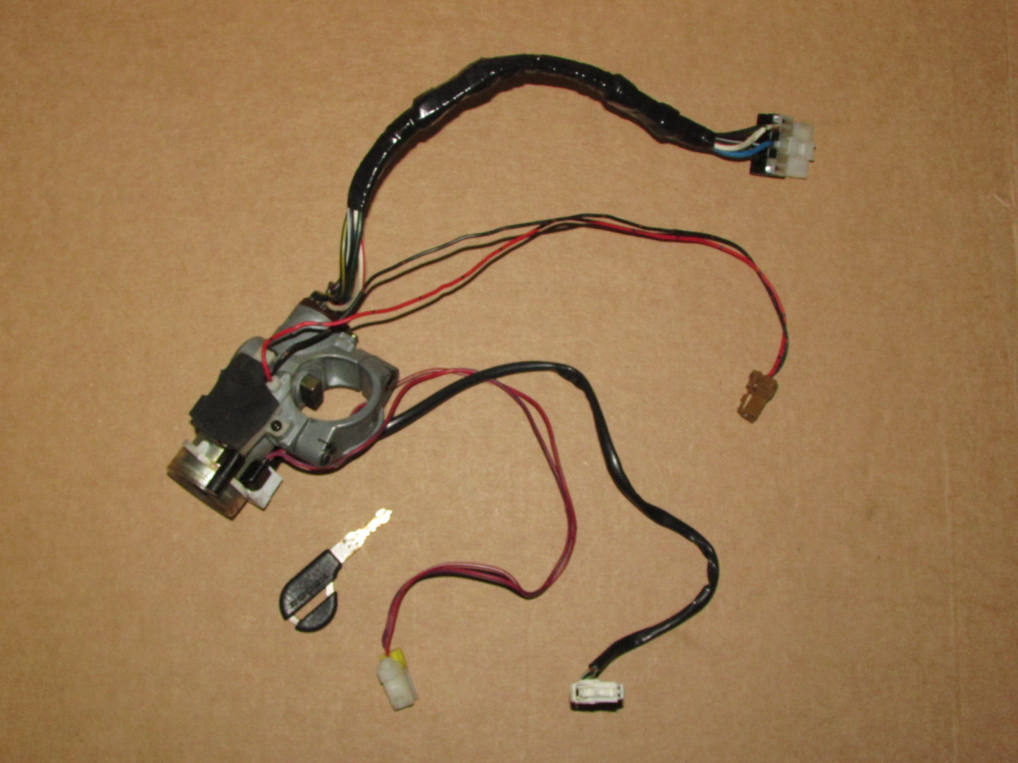 90 91 92 93 Nissan 300zx OEM M/T Ignition Lock Cylinder & Key