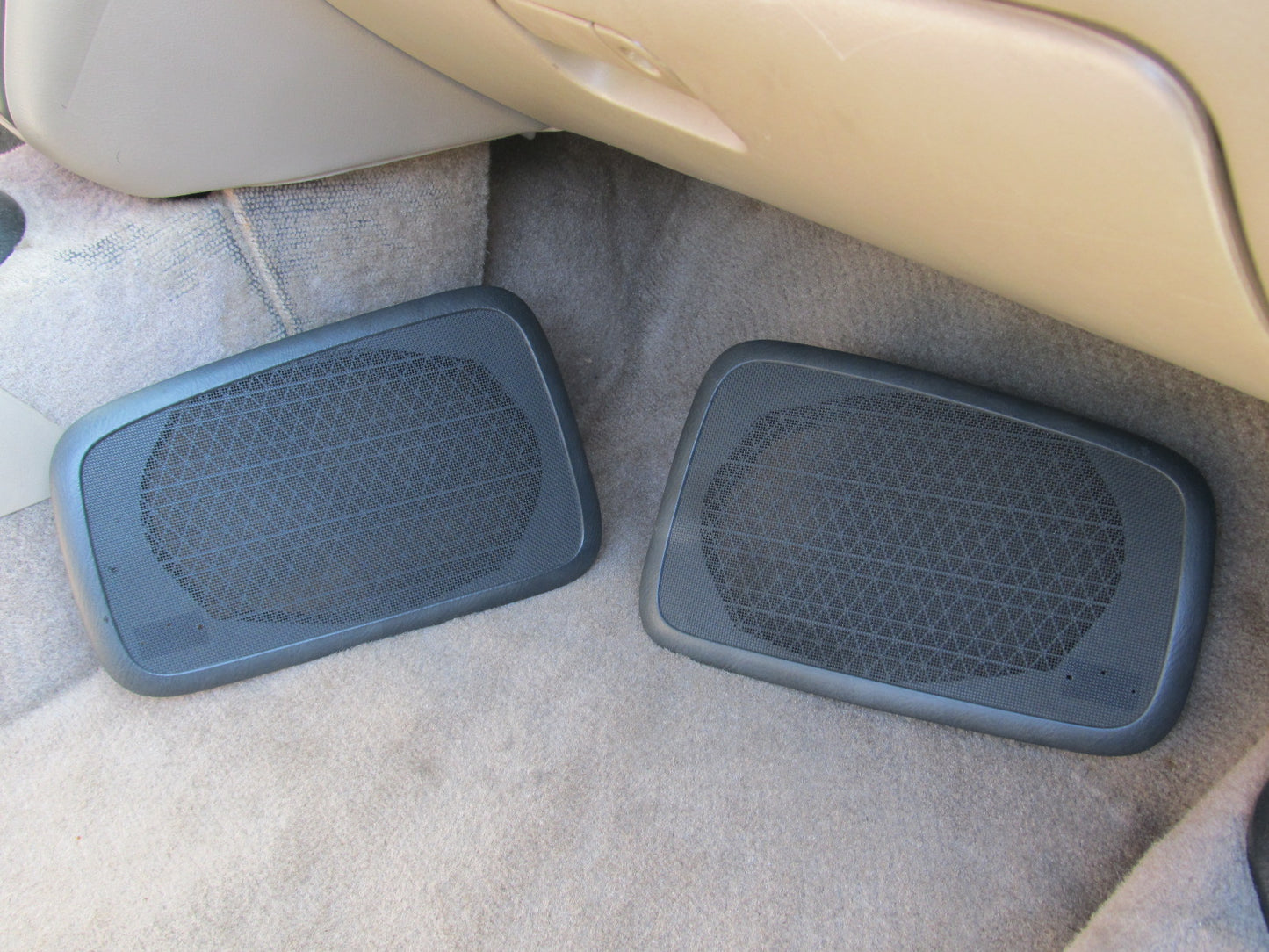 97 98 99 00 01 Honda Prelude OEM Rear Speaker Grille Cover