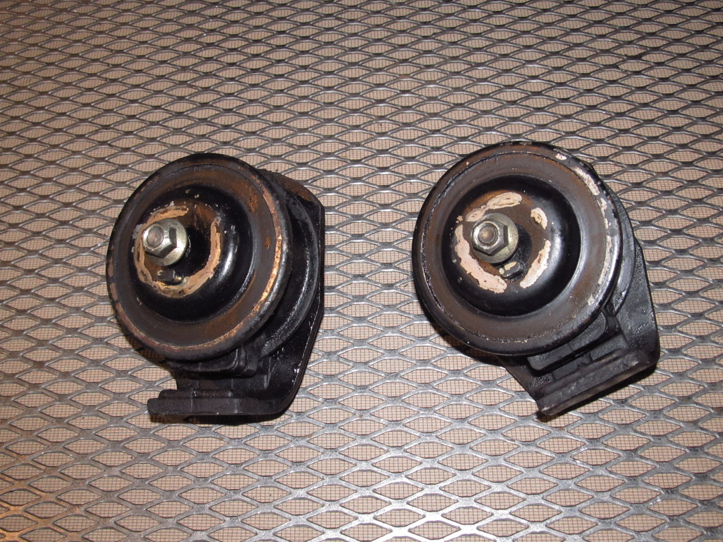 87 88 89 Nissan 300zx OEM Engine Motor Mount