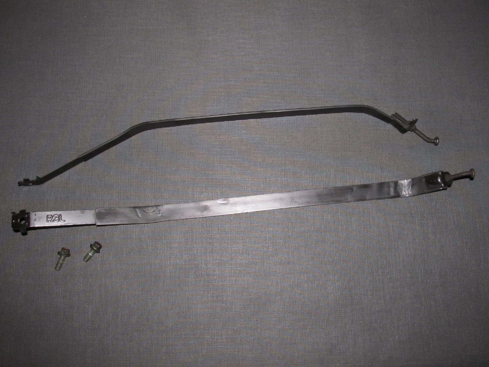 96 97 98 99 00 Honda Civic OEM D16Y8 Gas Tank Strapping