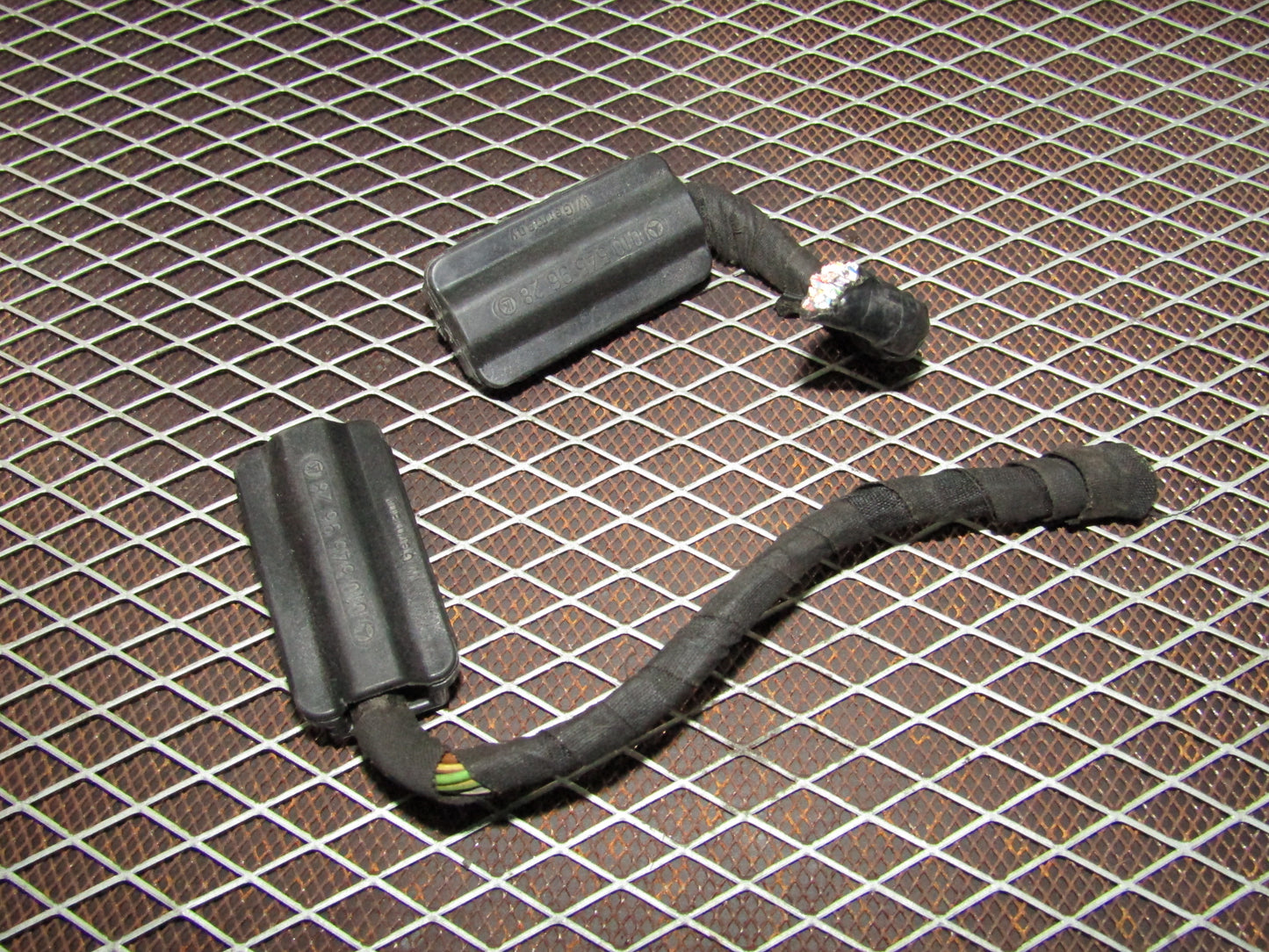 86-93 Mercedes Benz 300E OEM A/C Heater Climate Control Unit Pigtail Harness