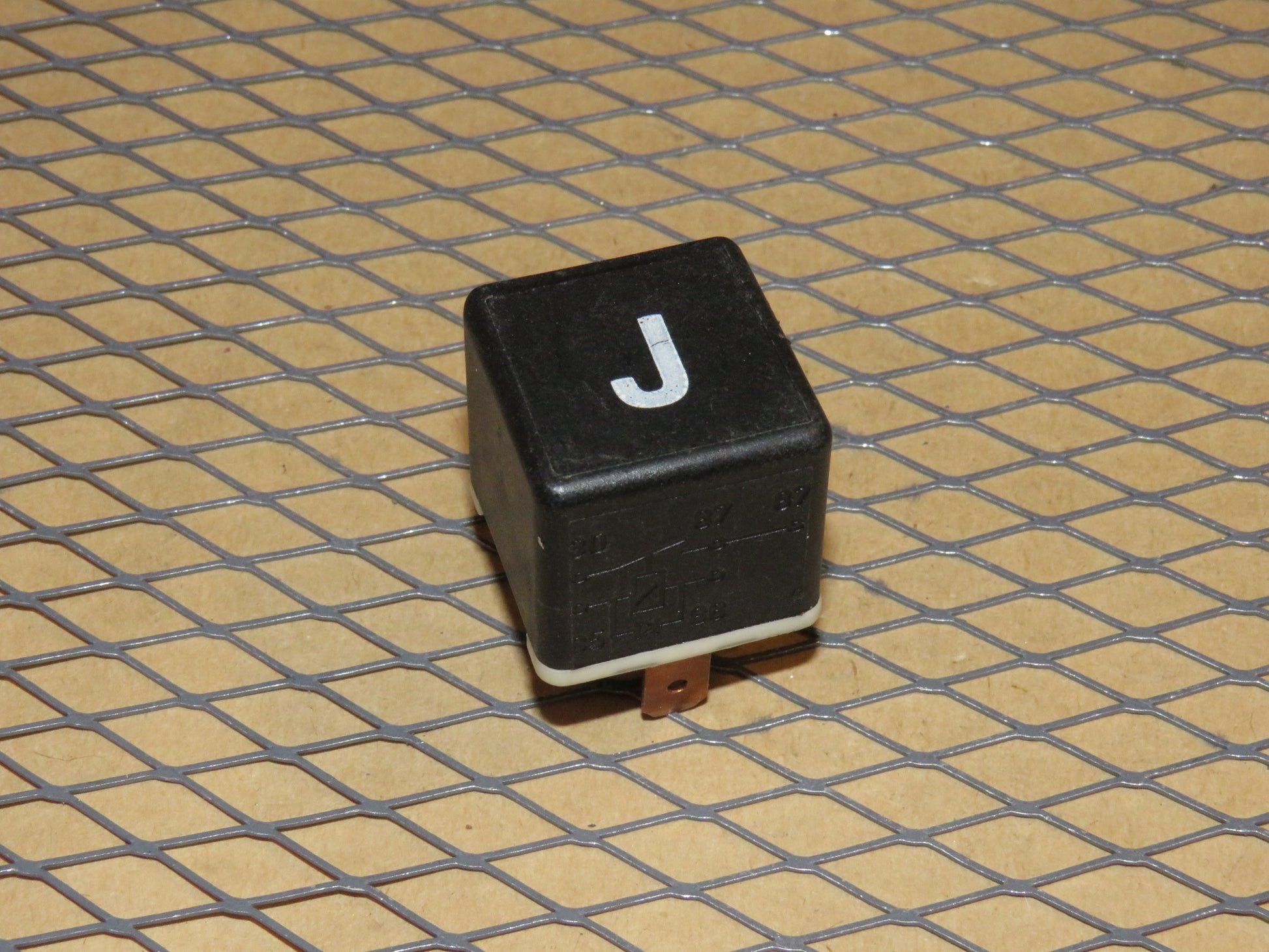 Volvo Relay (J) 9130269 / 4RA 003 510-73