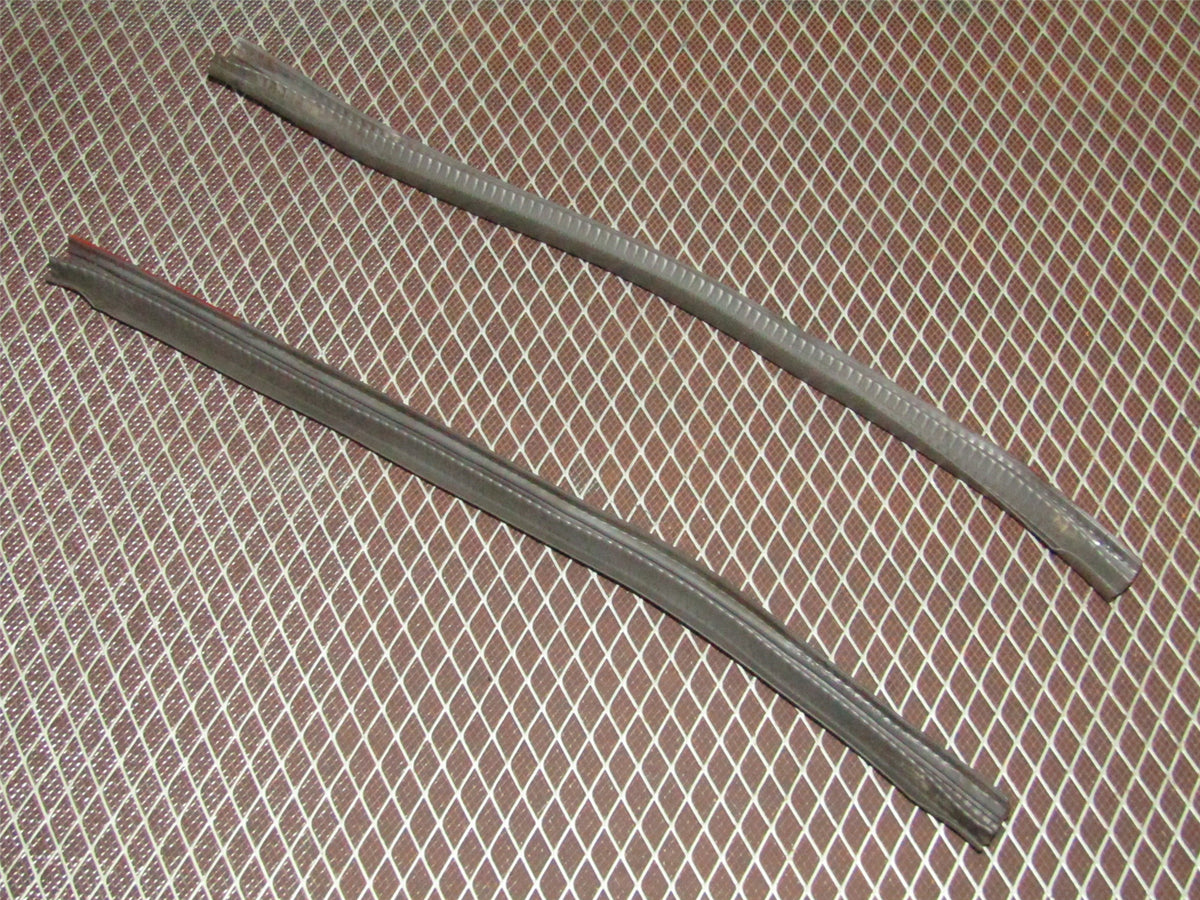 93 94 95 96 97 Honda Del Sol OEM Door Belt Line Moulding